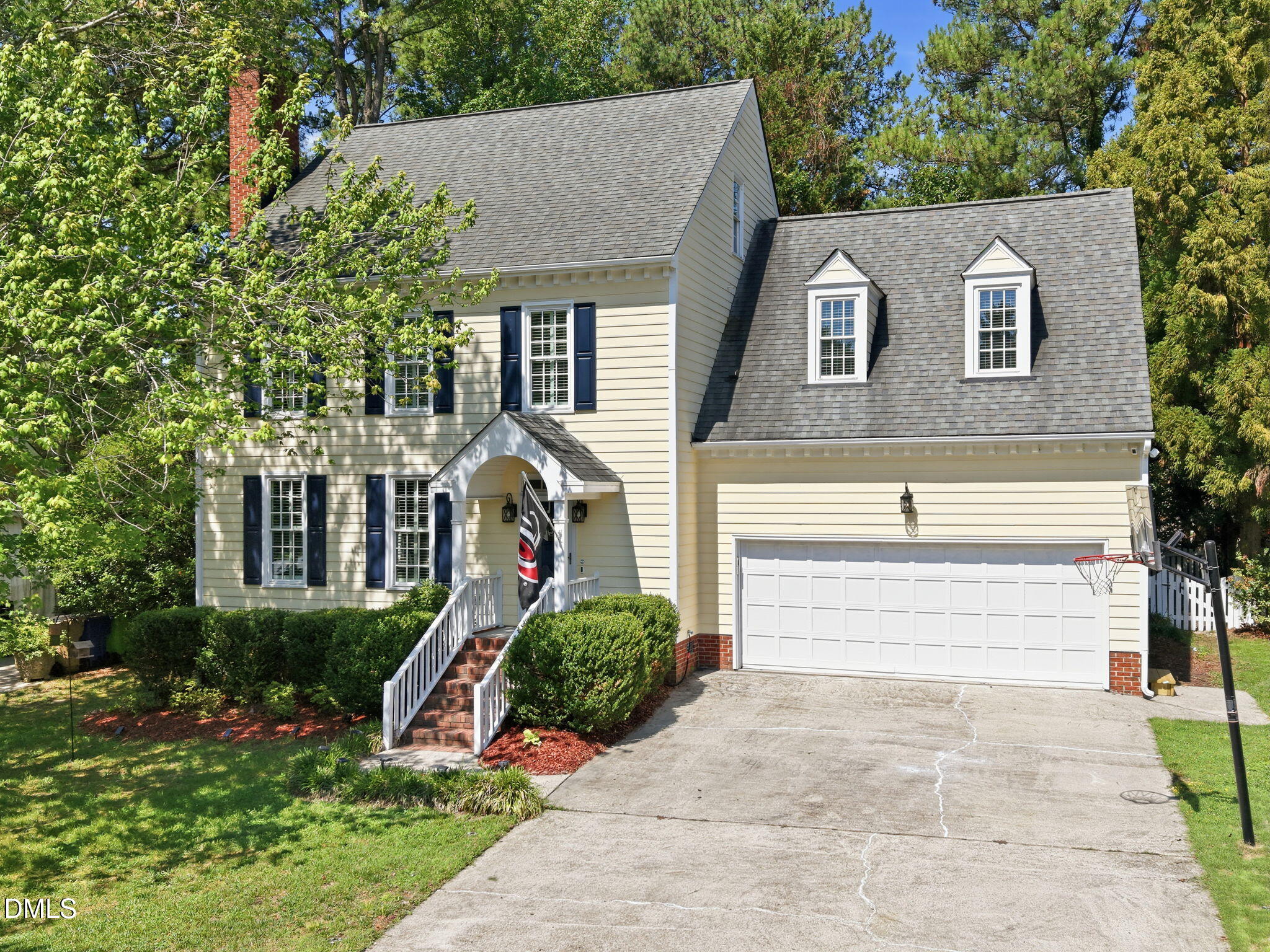 8705 Chatterleigh Circle Property Photo 1