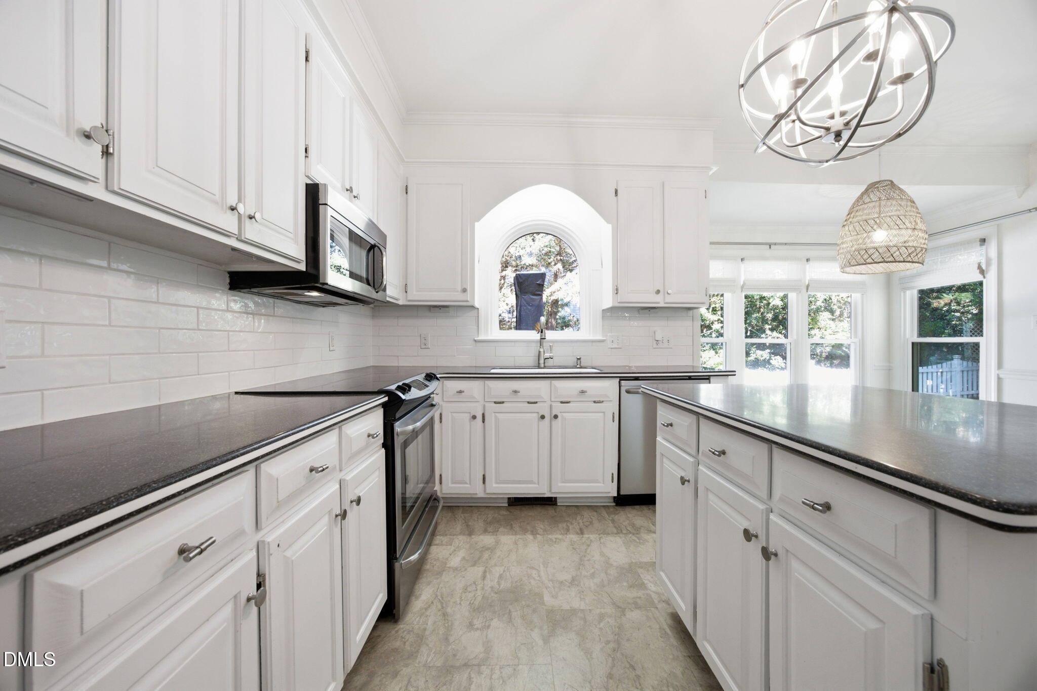 8705 Chatterleigh Circle Property Photo 10