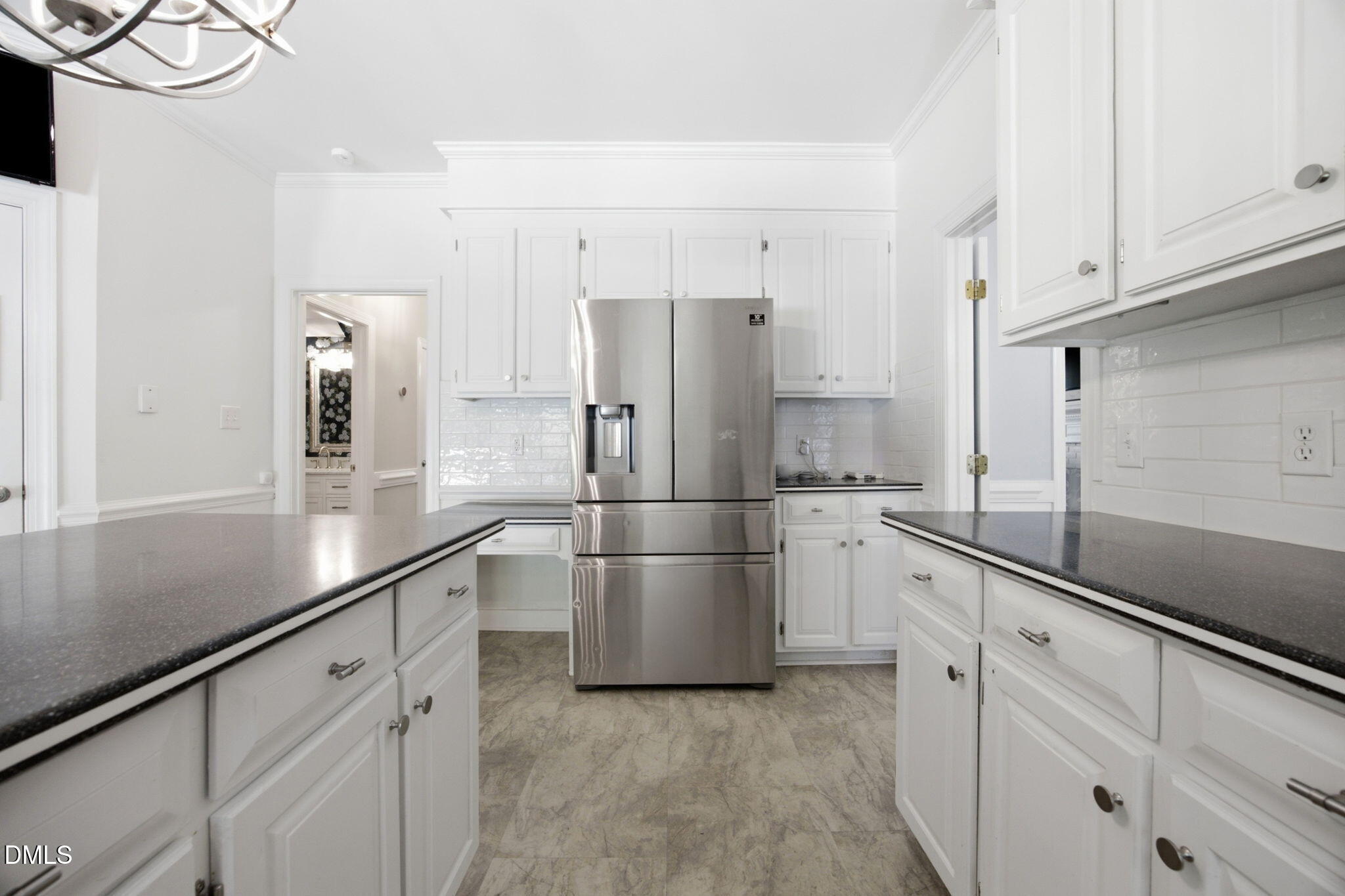 8705 Chatterleigh Circle Property Photo 13