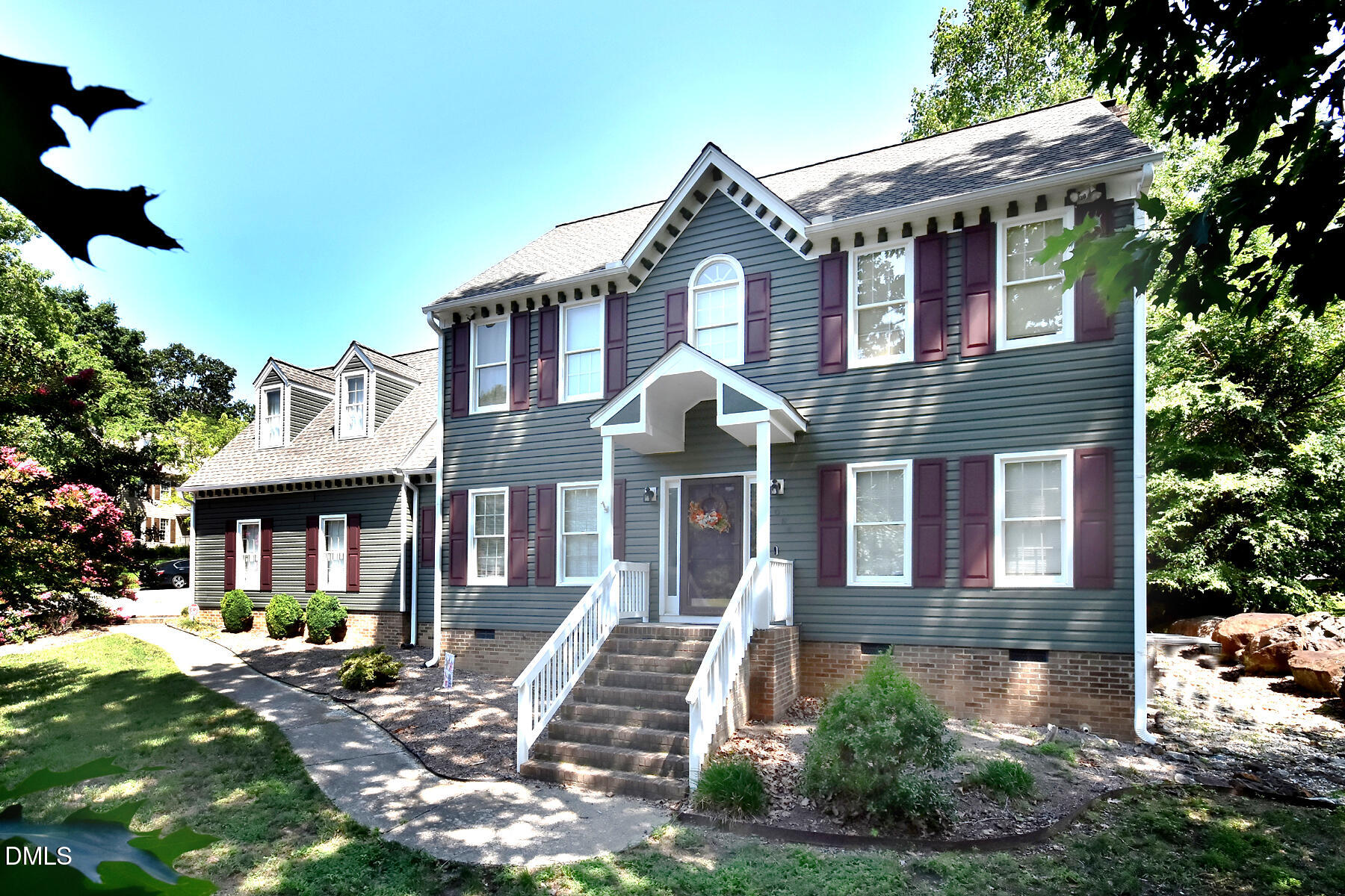 1 Timbercreek Court Property Photo 1