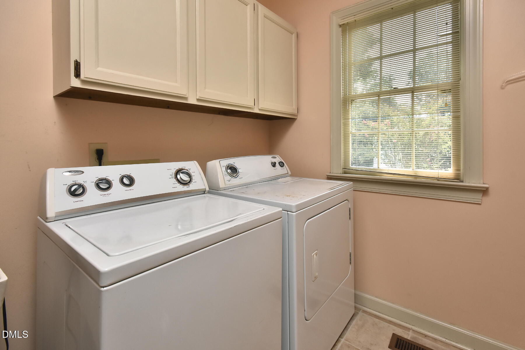 1 Timbercreek Court Property Photo 14
