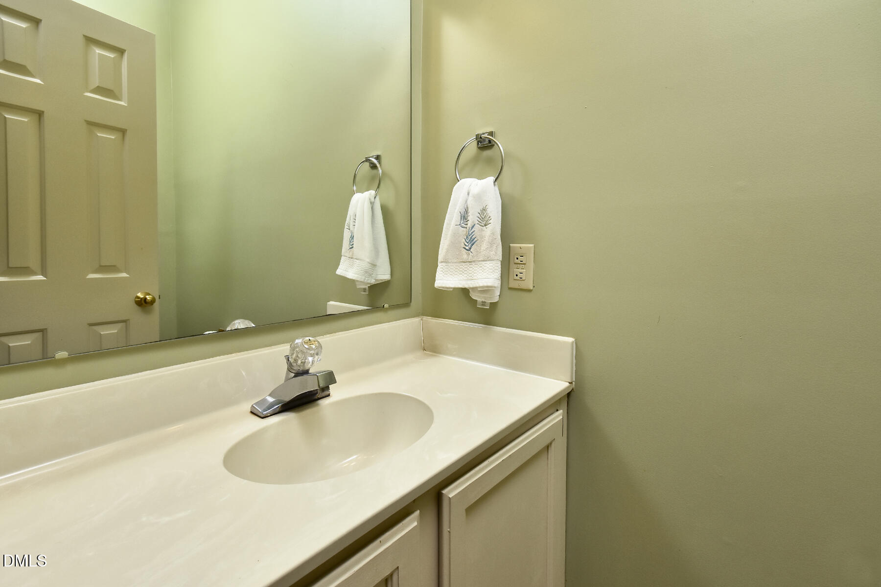 1 Timbercreek Court Property Photo 15