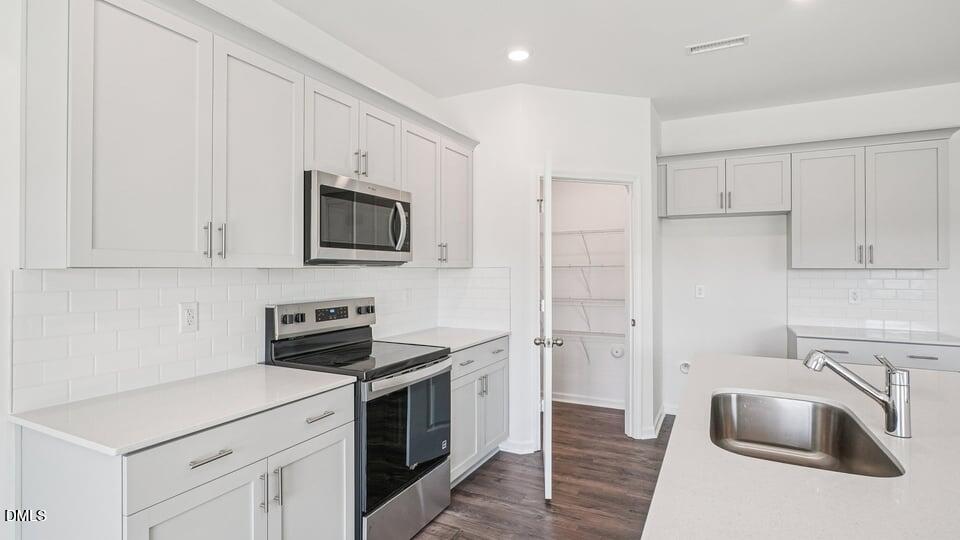 91 Tiger Eye Drive Property Photo 10
