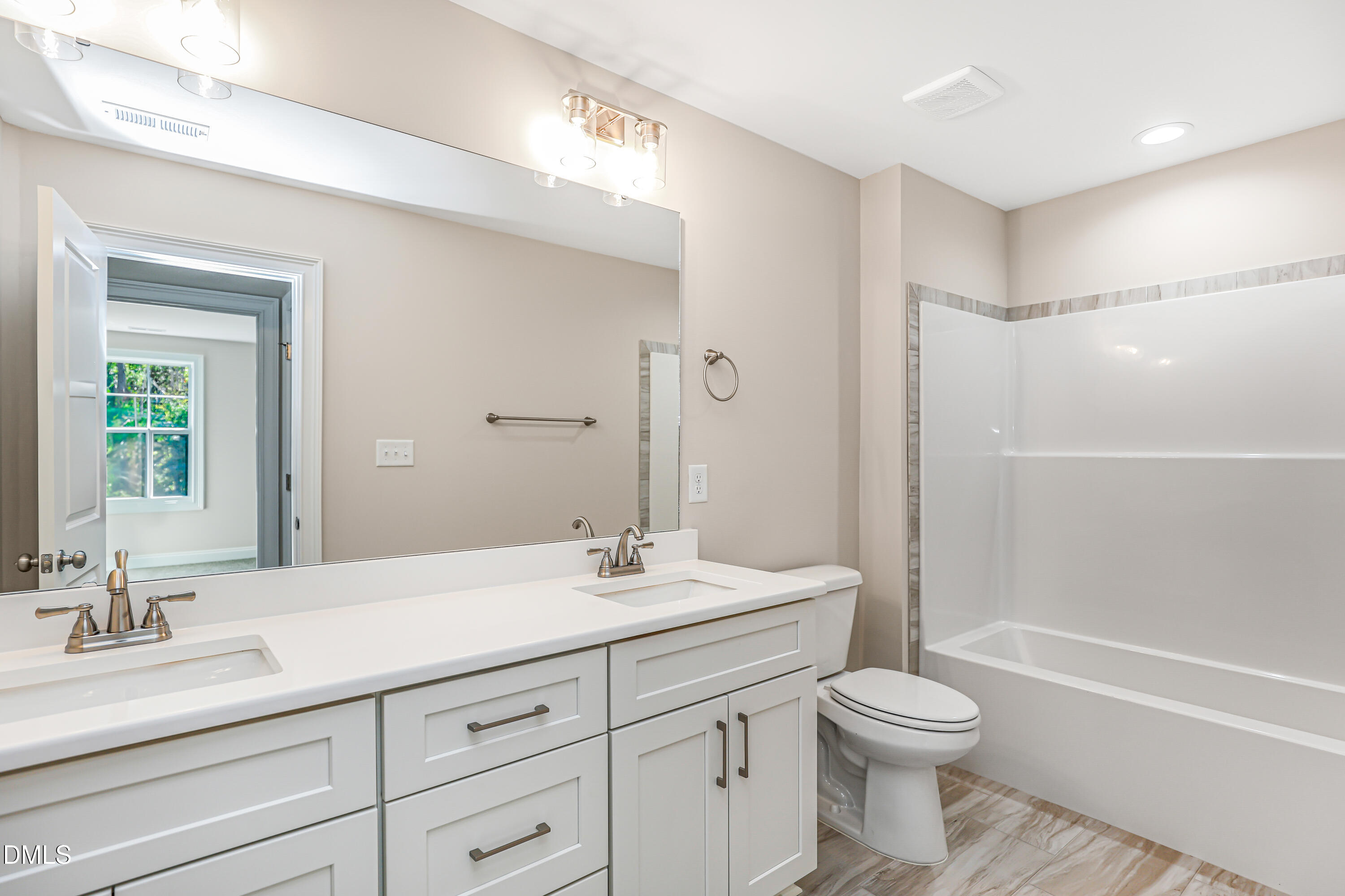 147 Croatoke Court Property Photo 28