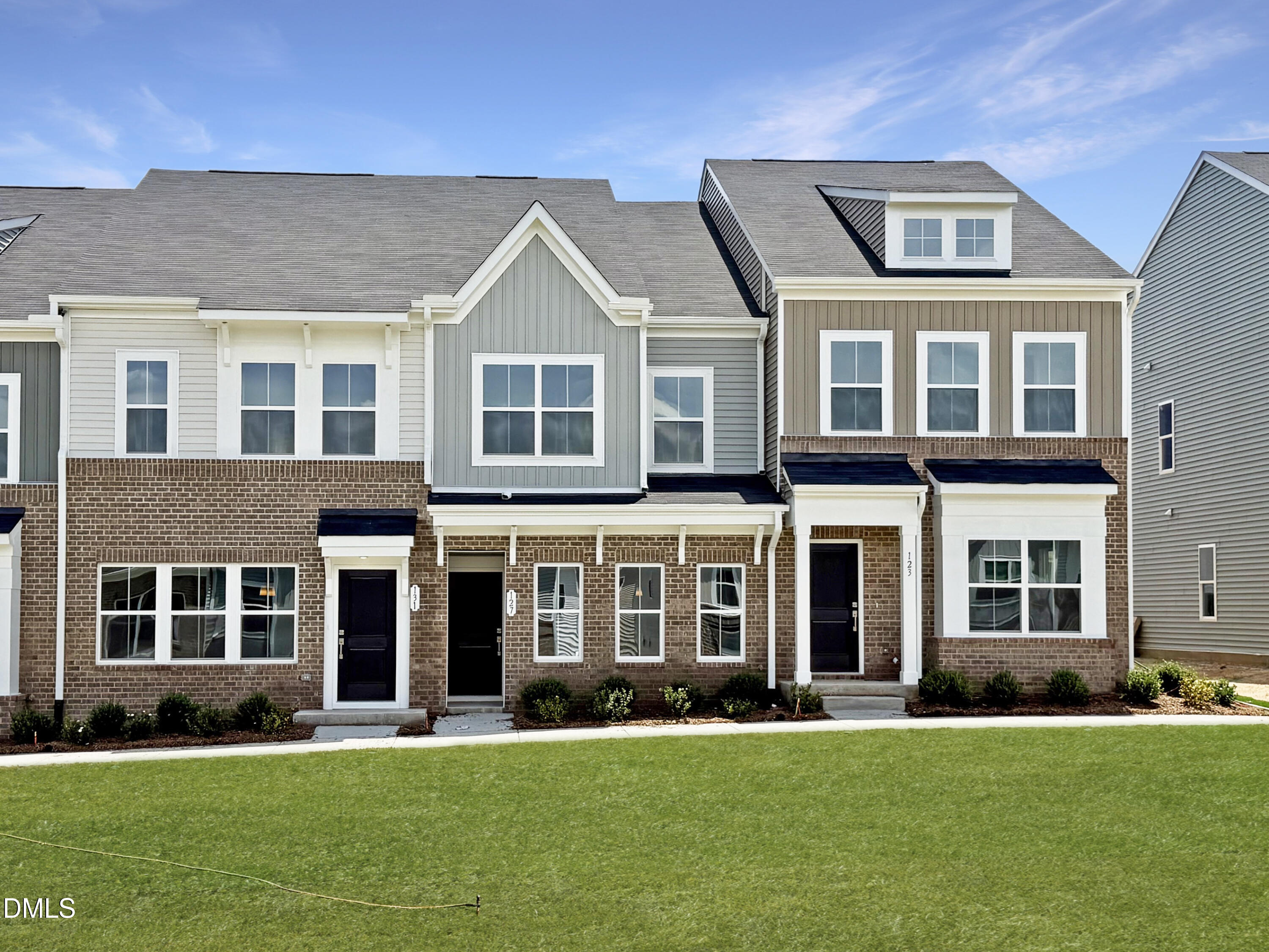 127 Flowering Maple Way 279 Property Photo 1