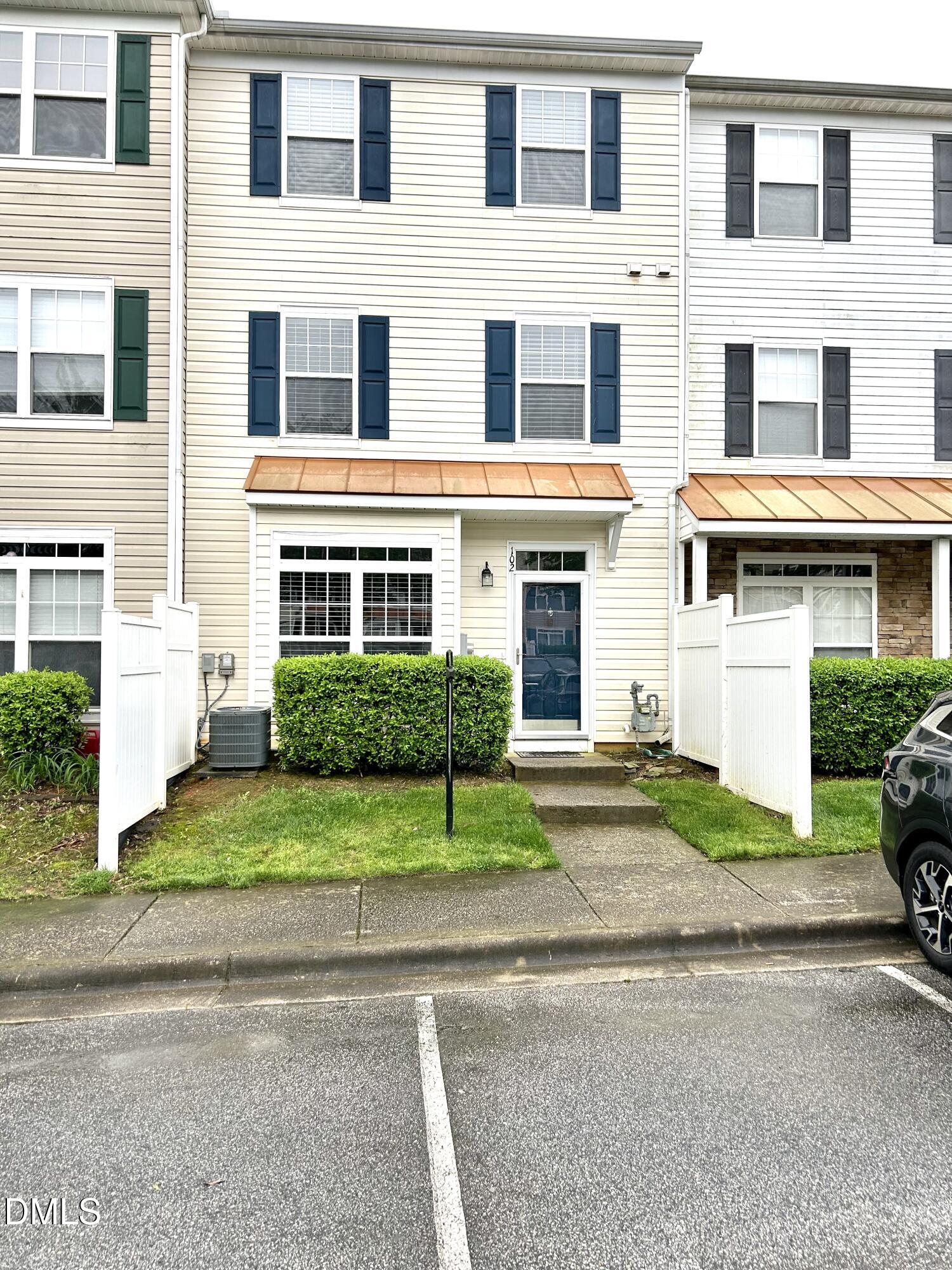 2210 Raven Road 102 Property Photo 1