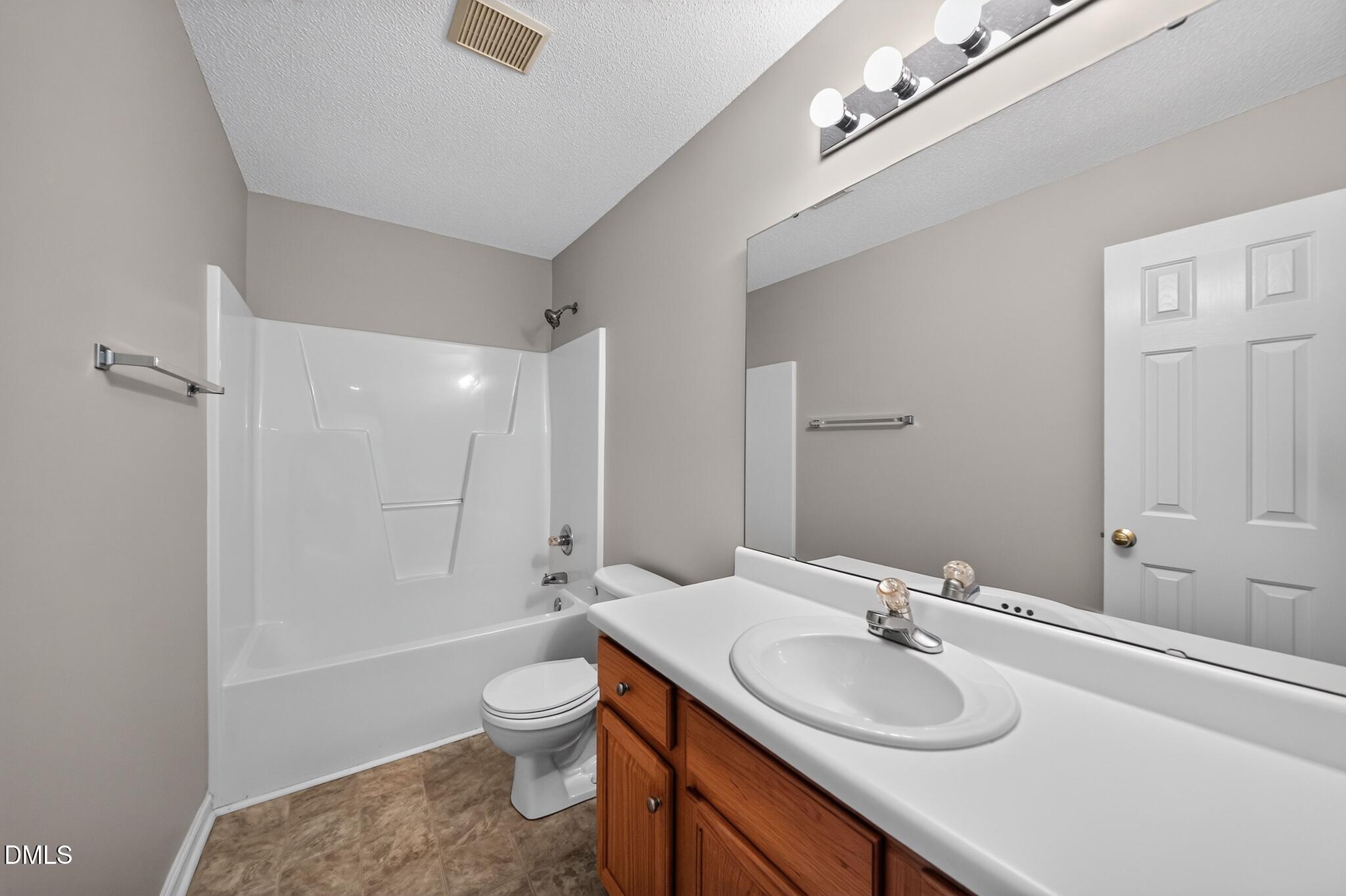 64 Jewel Lane Property Photo 14