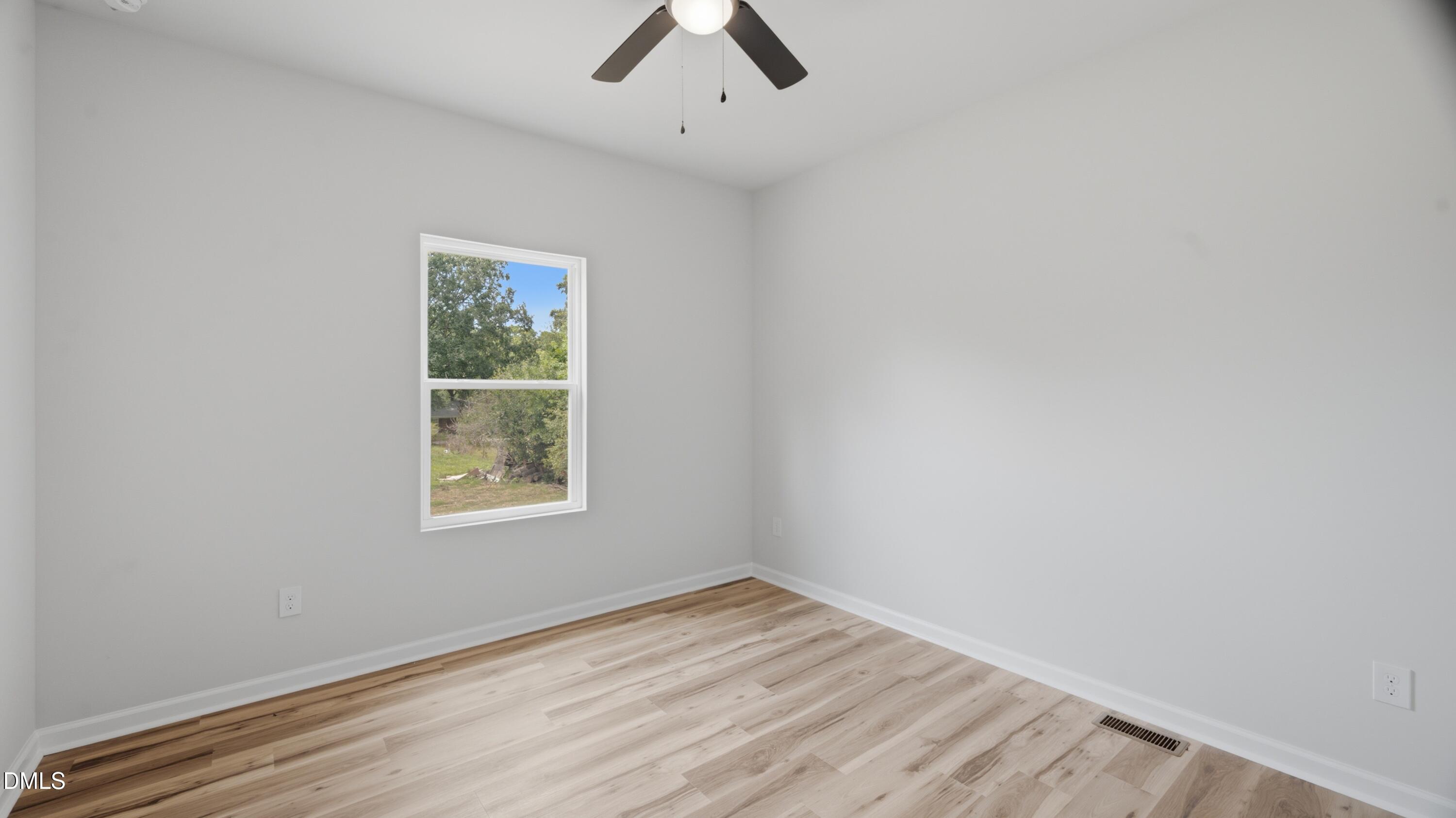 400 Crater Street Property Photo 14
