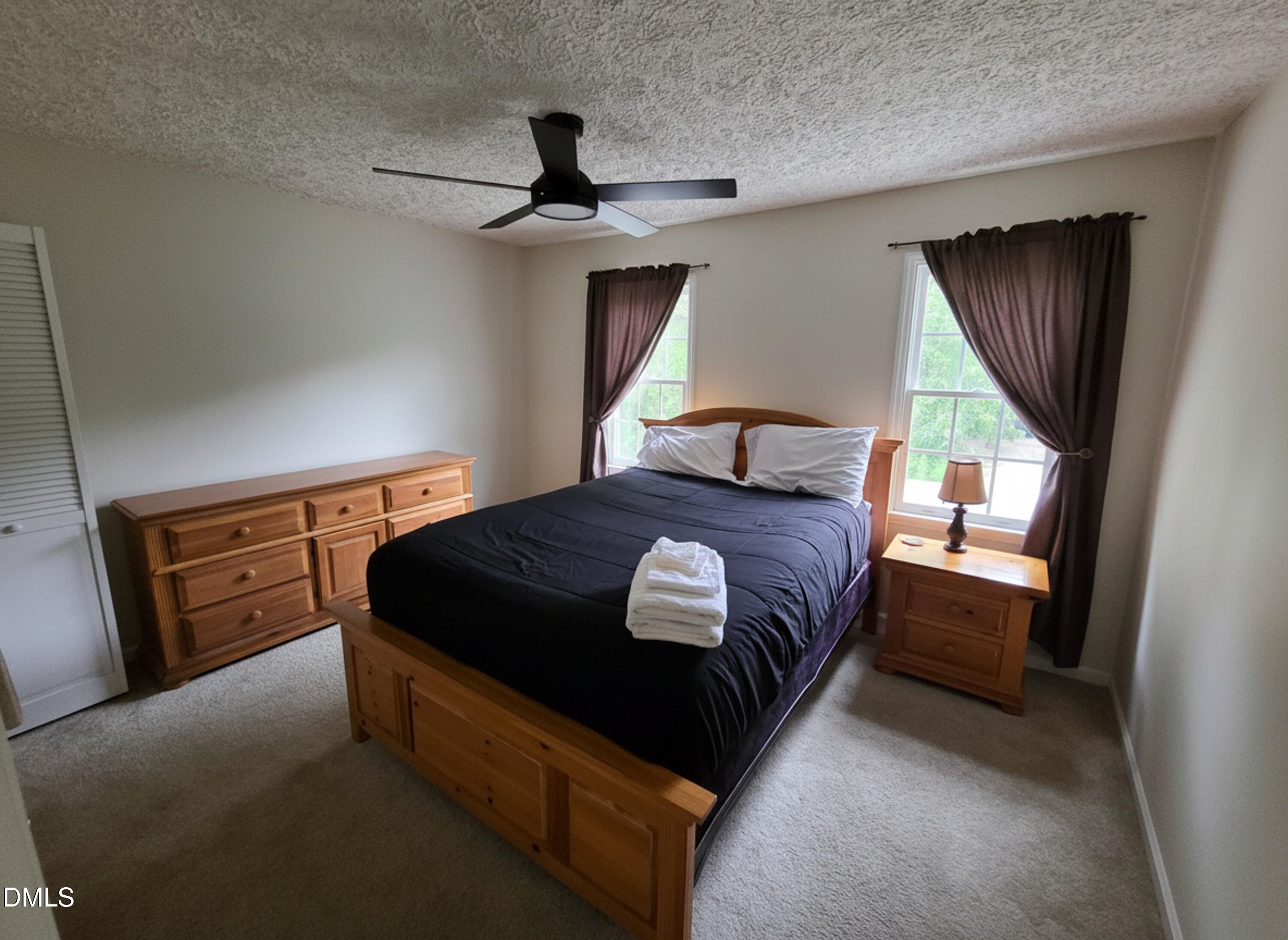 6 Wavecrest Court Property Photo 2
