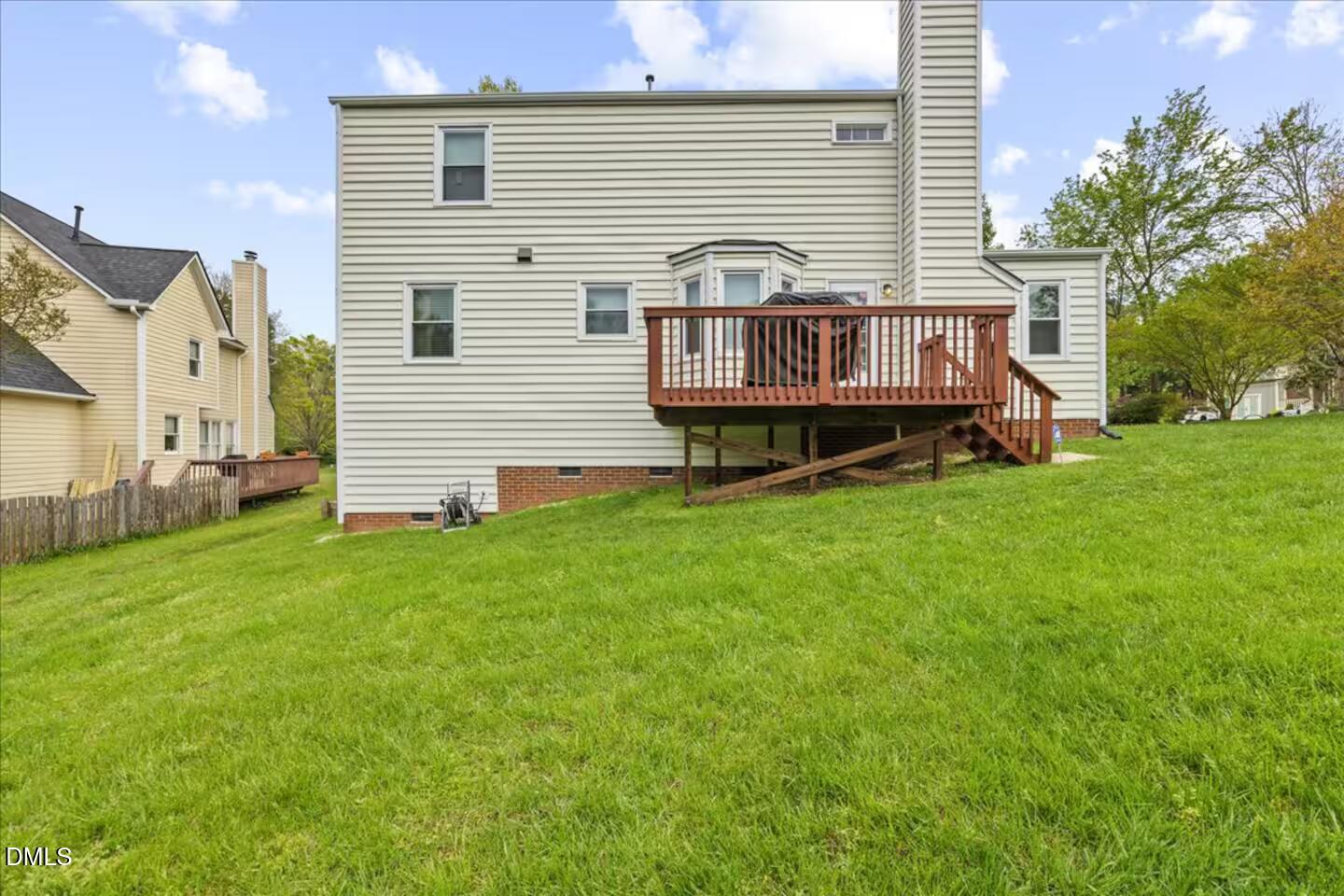 6 Wavecrest Court Property Photo 5