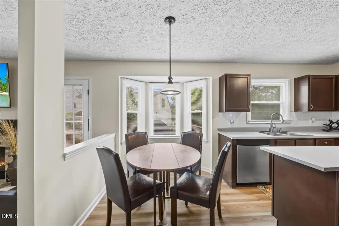 6 Wavecrest Court Property Photo 16