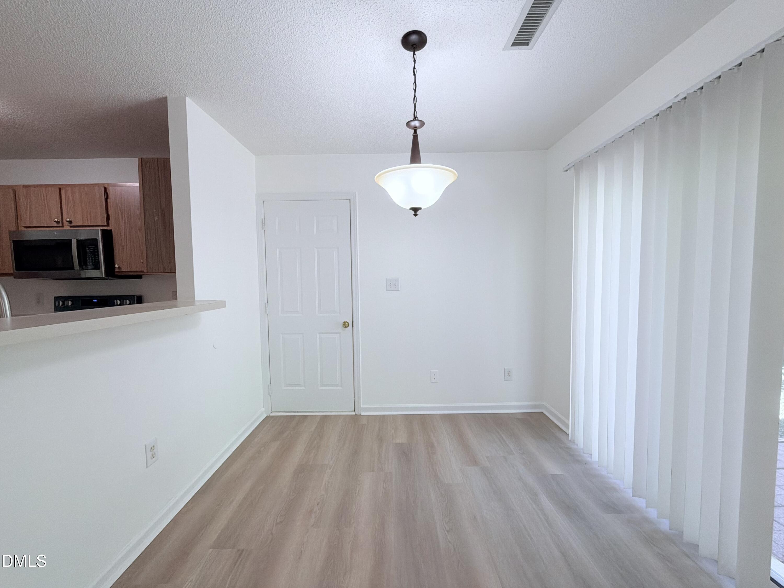 128 Evening Star Drive Property Photo 6