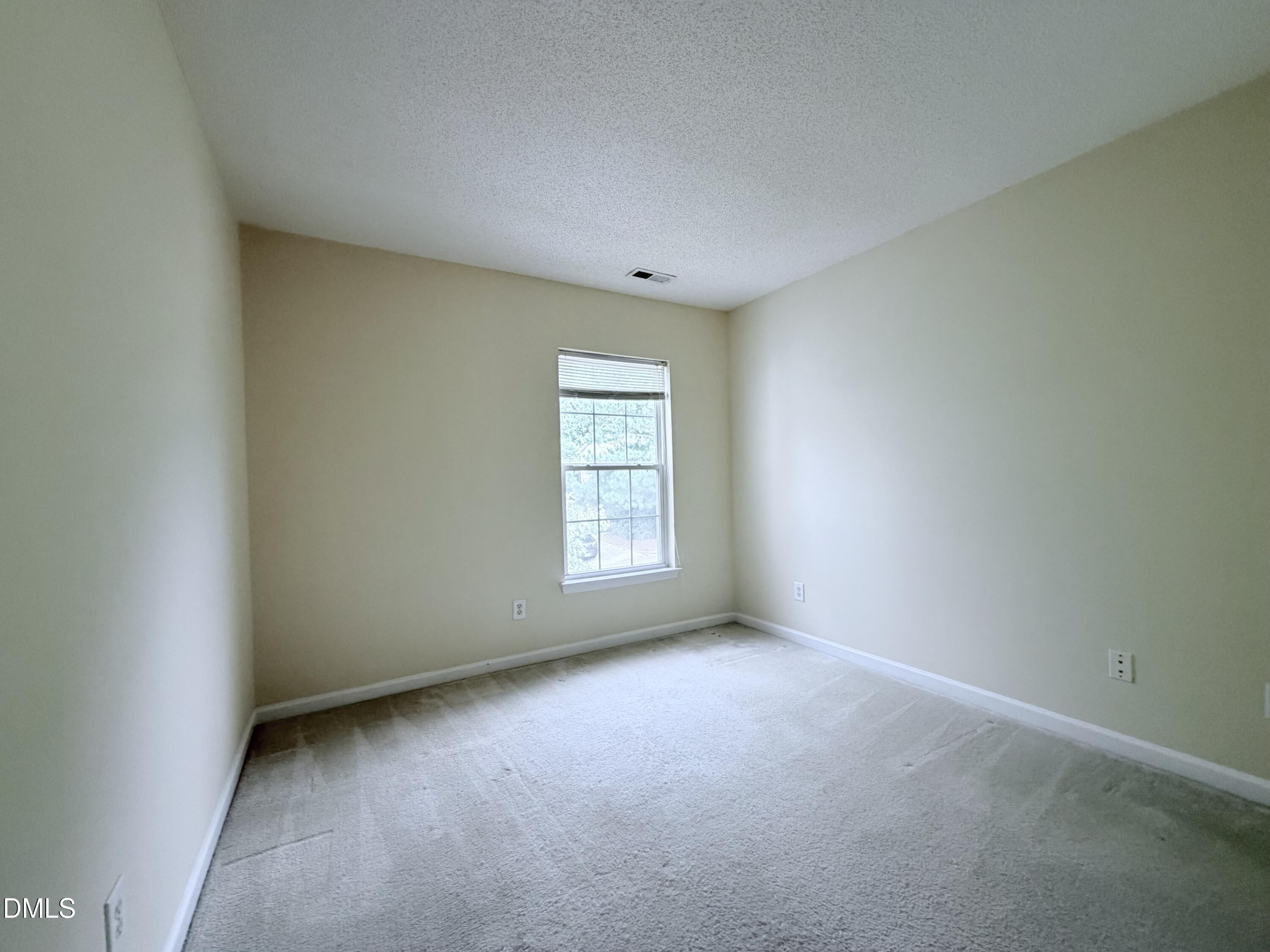 128 Evening Star Drive Property Photo 7