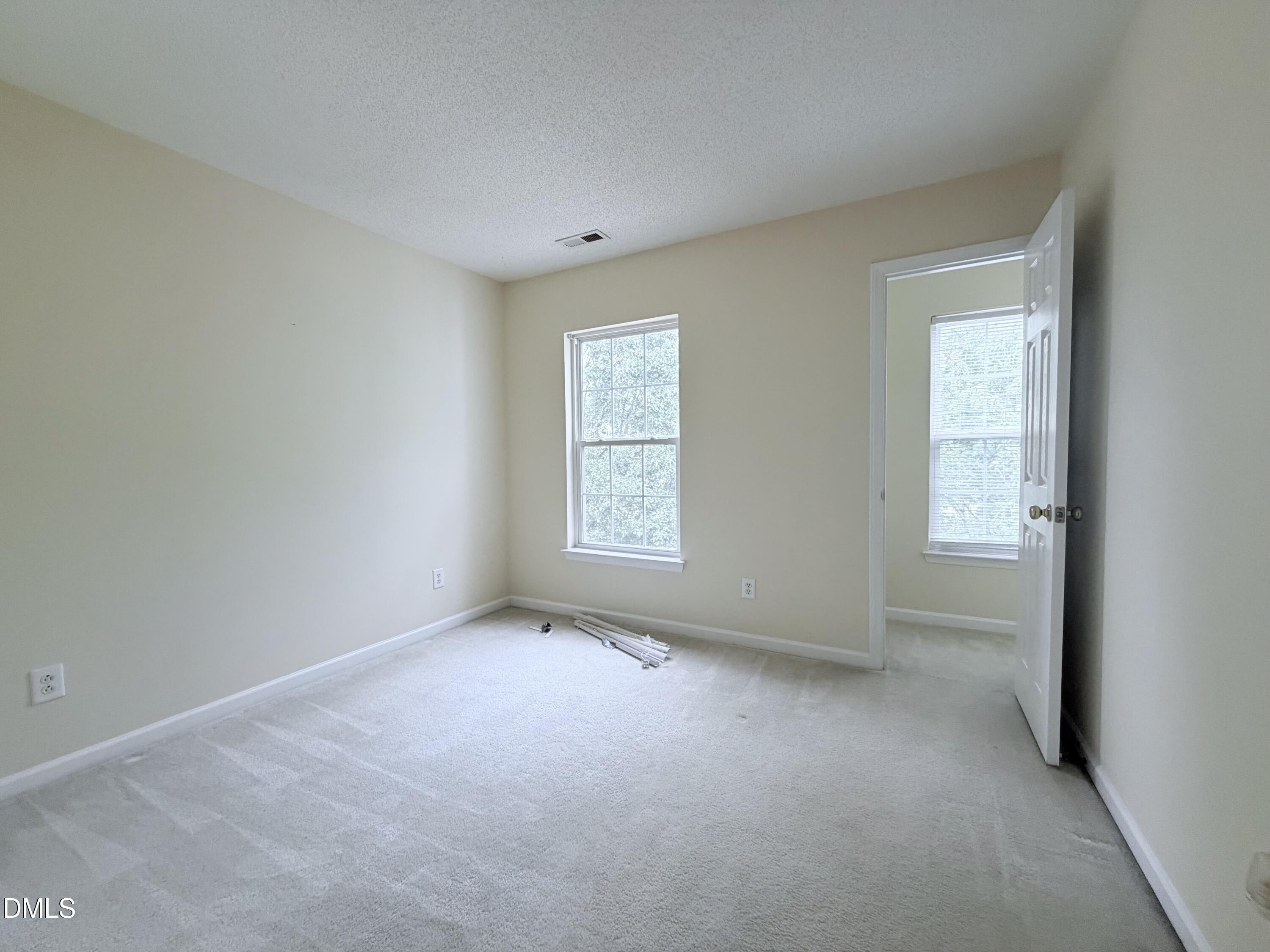 128 Evening Star Drive Property Photo 8