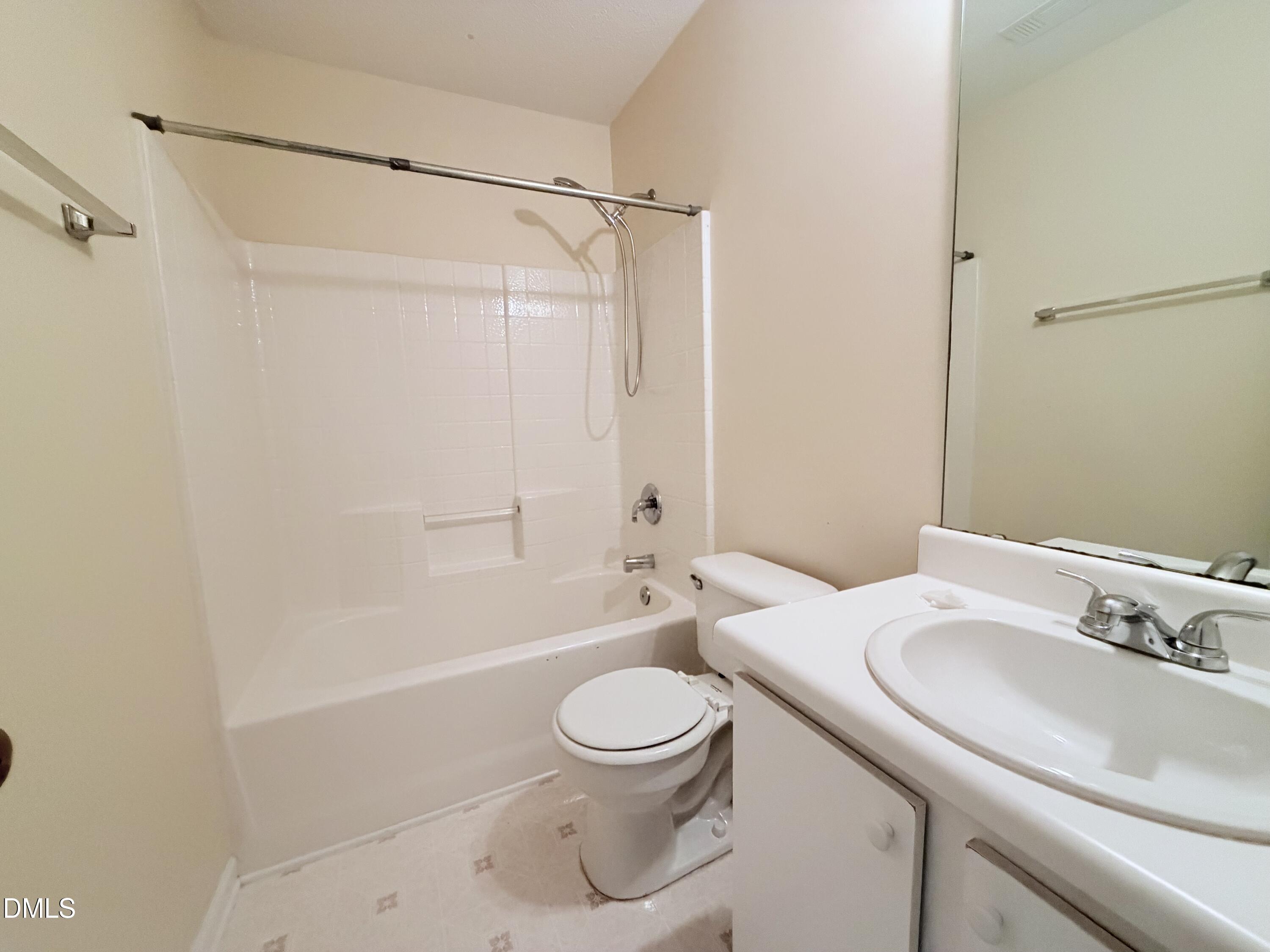 128 Evening Star Drive Property Photo 9