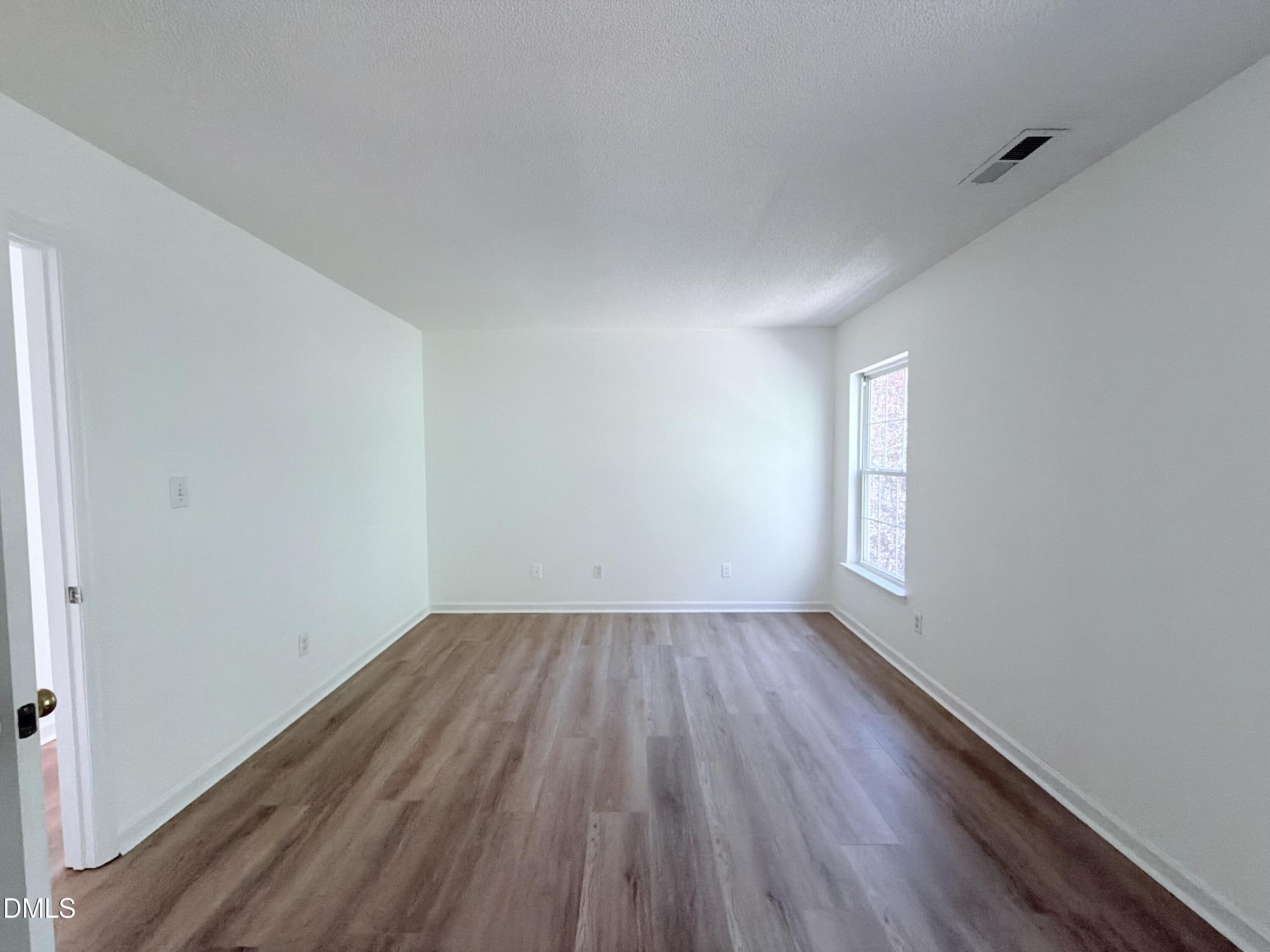 128 Evening Star Drive Property Photo 10