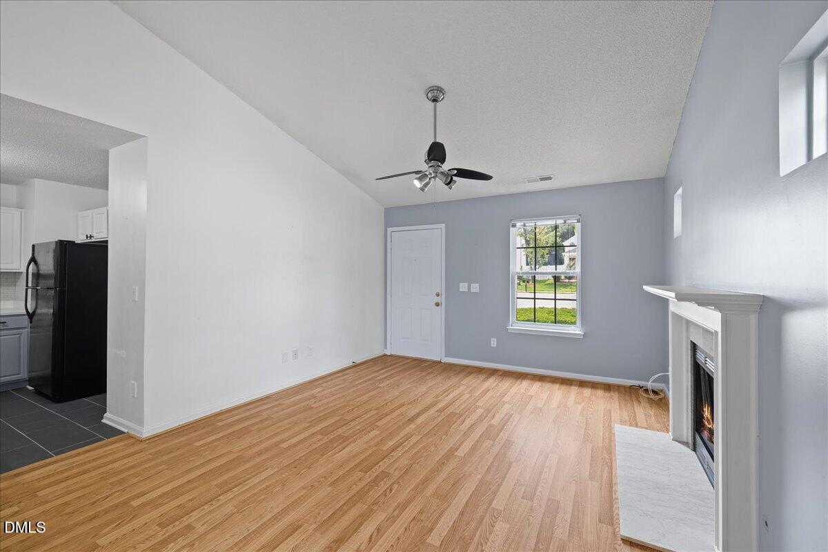 4225 Lake Woodard Drive Property Photo 8