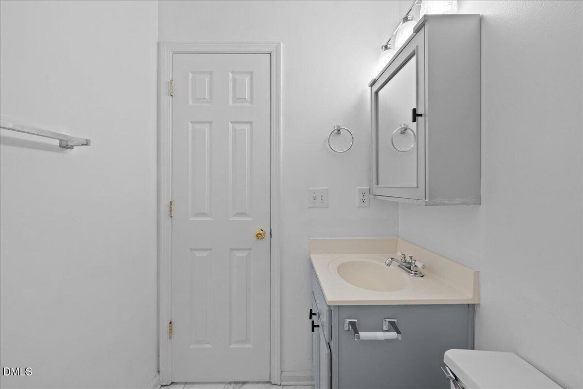 4225 Lake Woodard Drive Property Photo 19