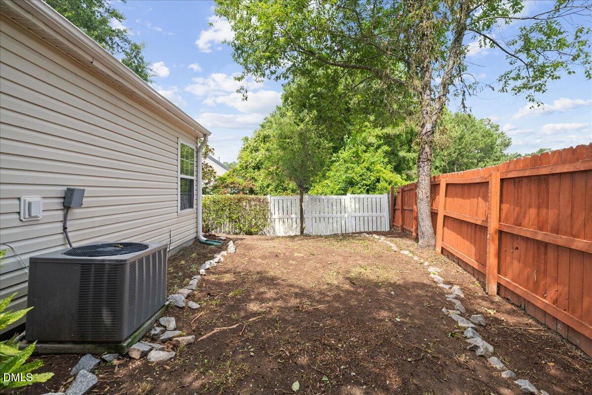 4225 Lake Woodard Drive Property Photo 27