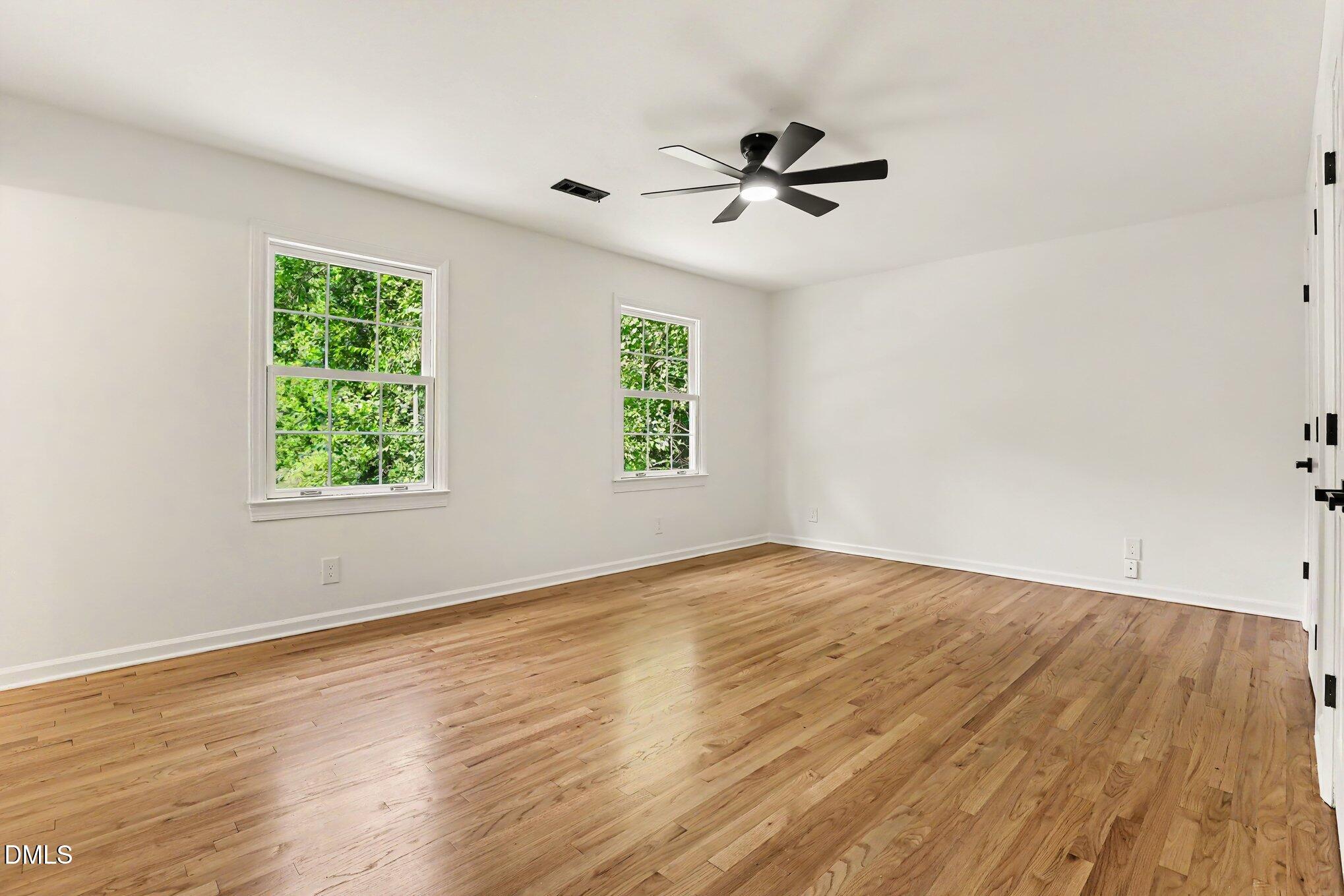 102 Amesbury Lane Property Photo 19