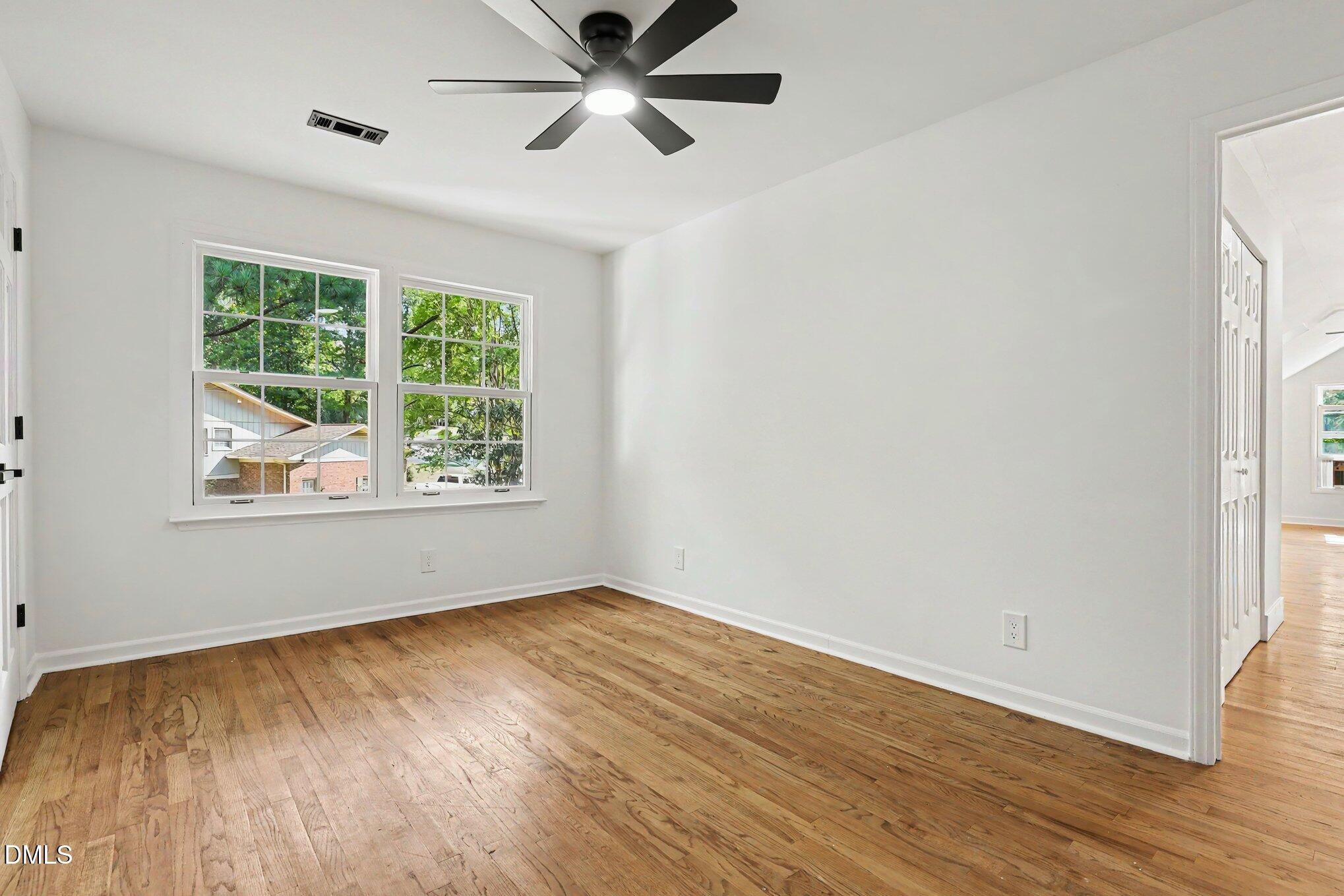 102 Amesbury Lane Property Photo 27