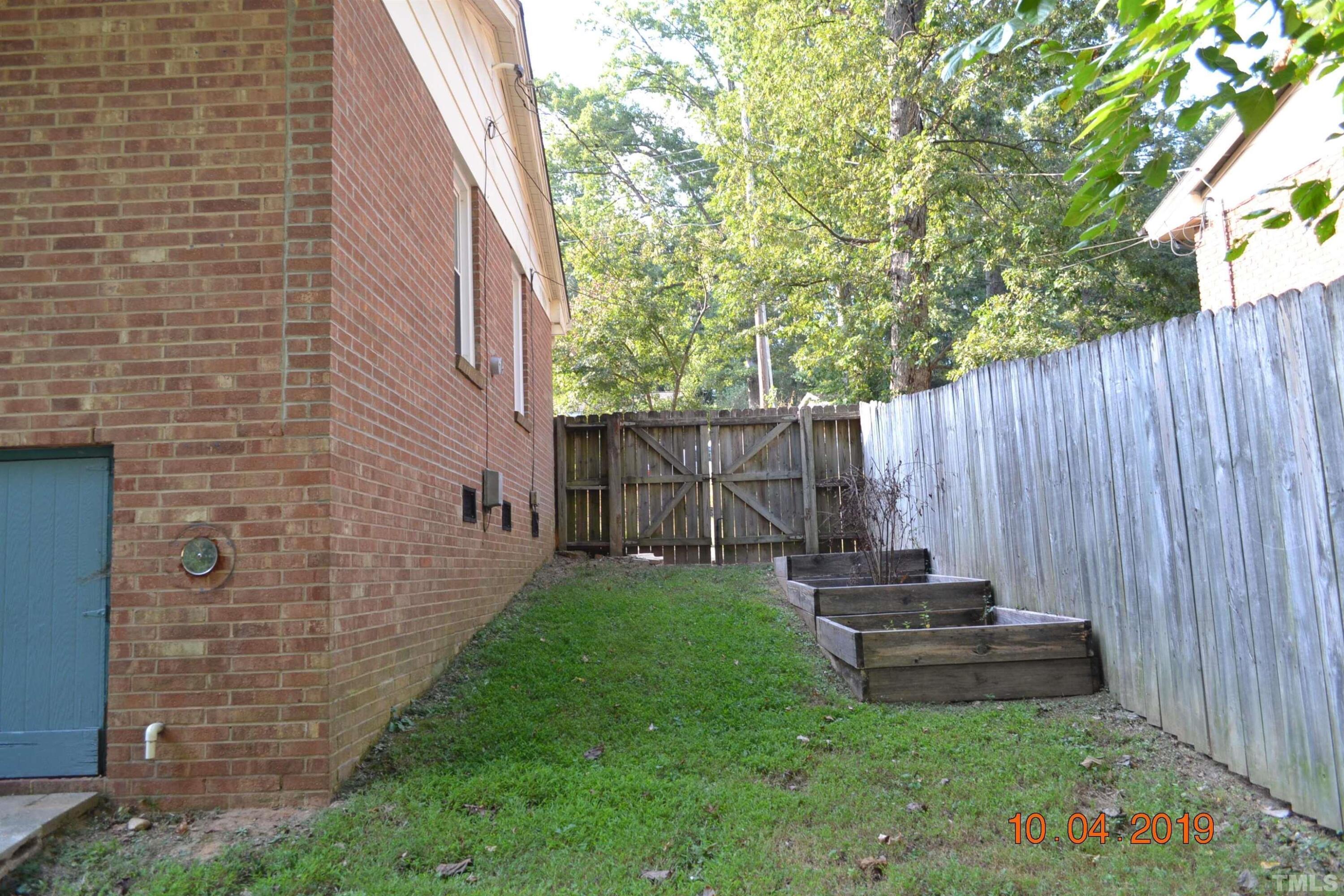 3316 Ashby Place Property Photo 13