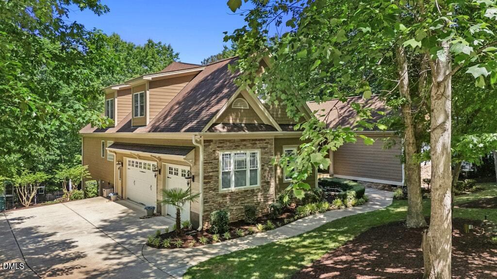 55 Christenbury Lane Property Photo 9