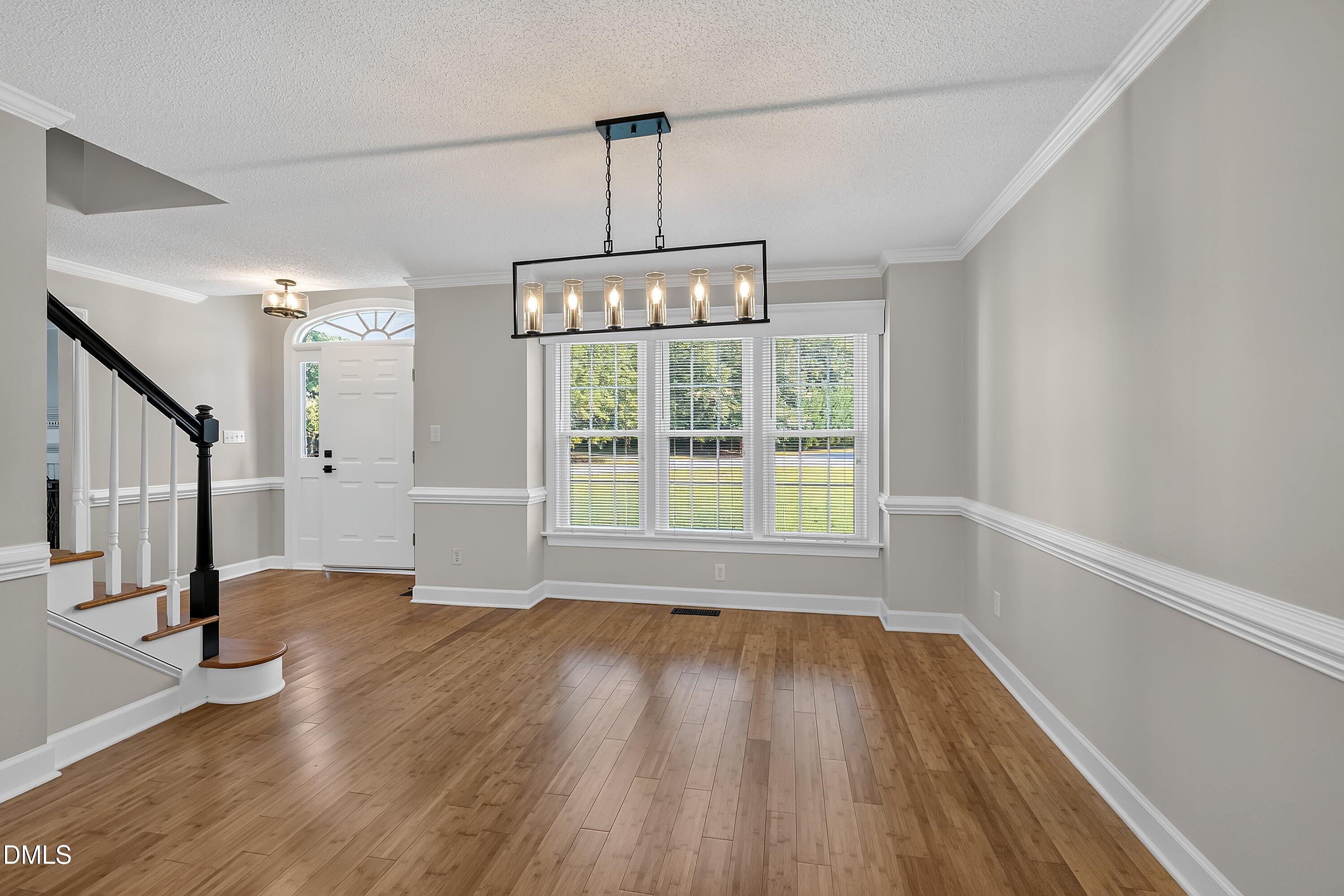 809 Kinsman Court Property Photo 18