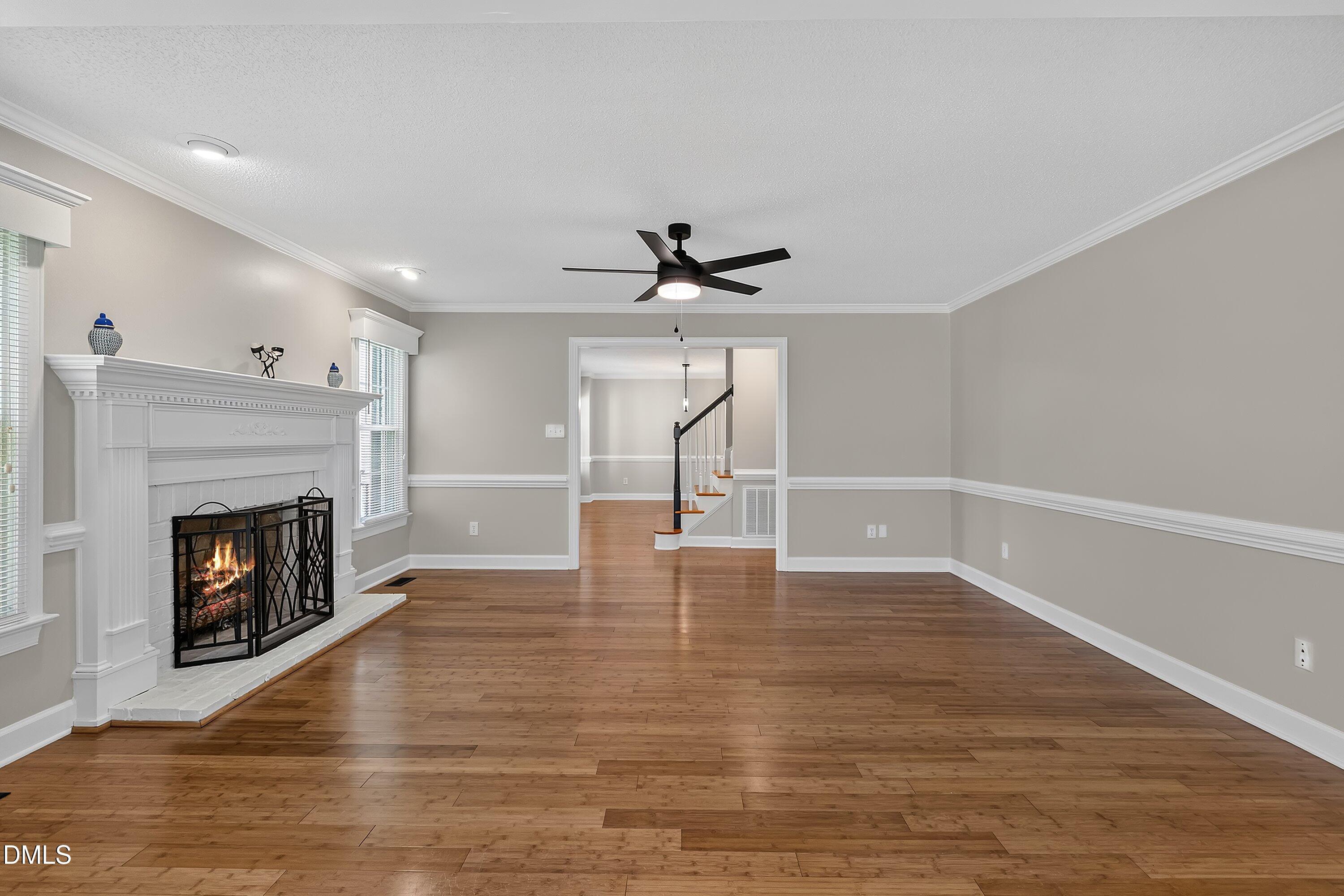 809 Kinsman Court Property Photo 20