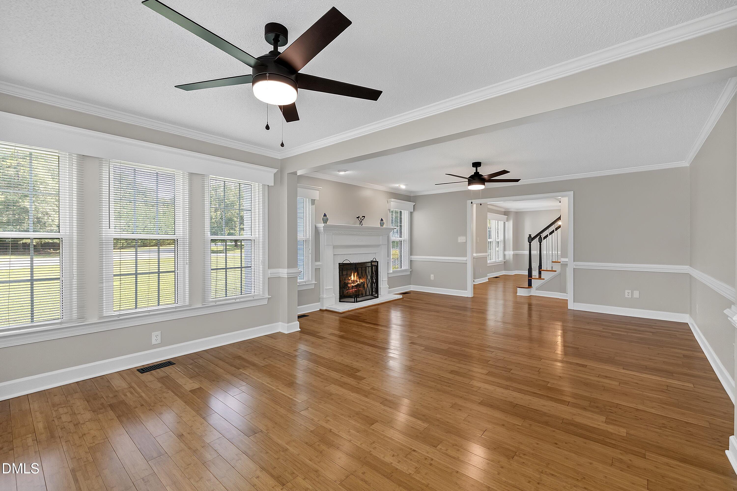 809 Kinsman Court Property Photo 26
