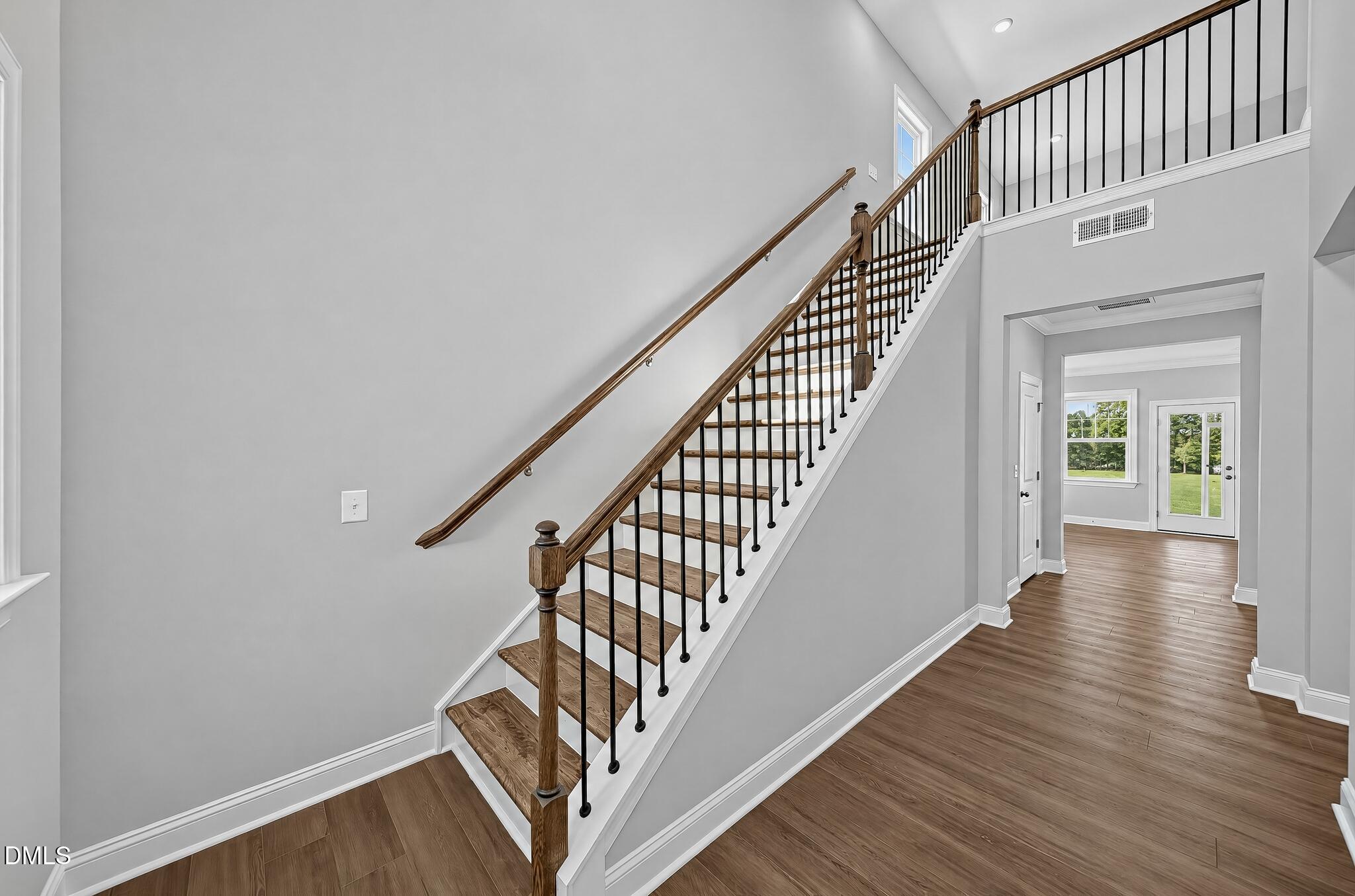 401 Granite Knoll Court Property Photo 5