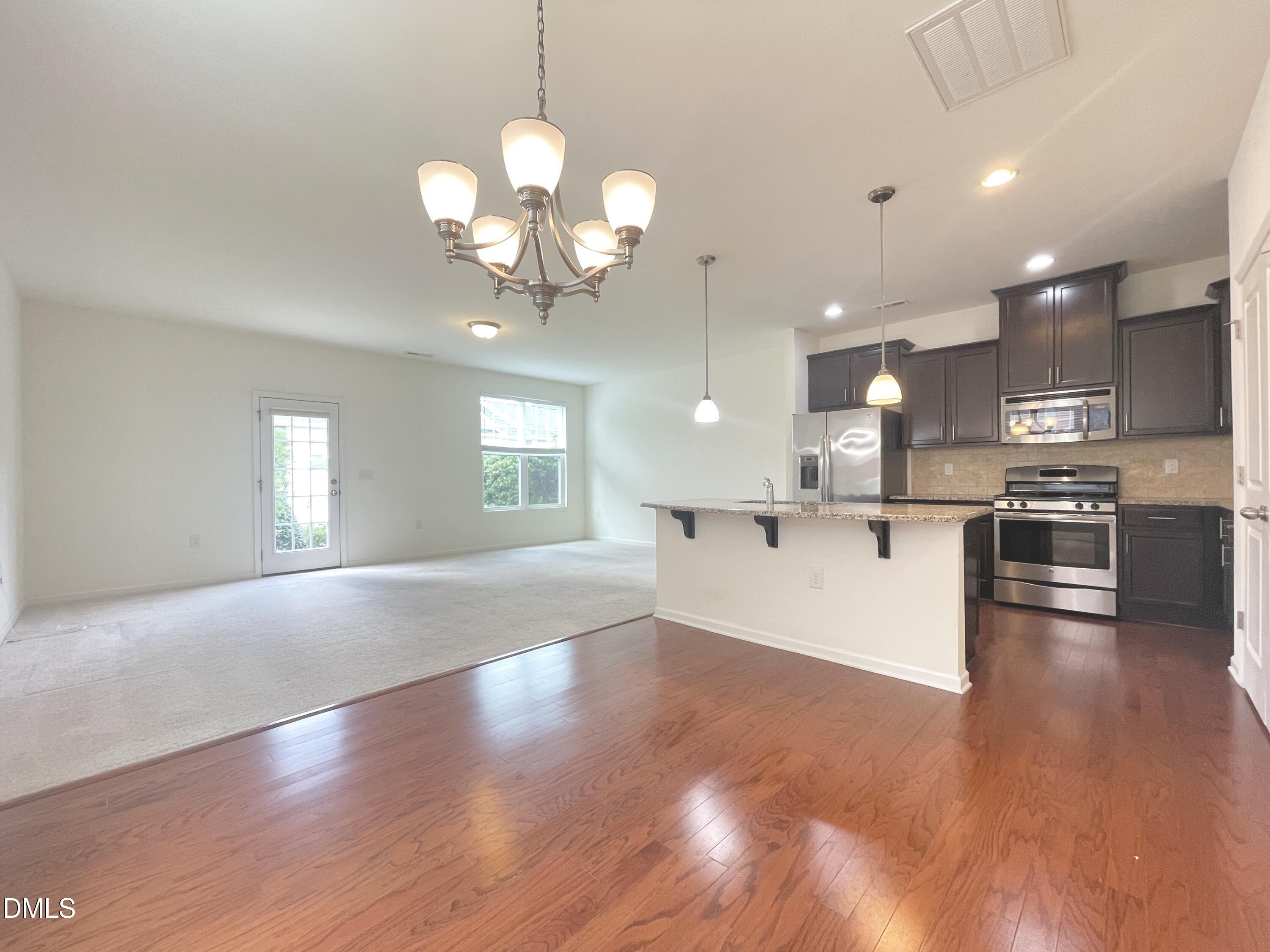 606 Briarcliff Street Property Photo 3