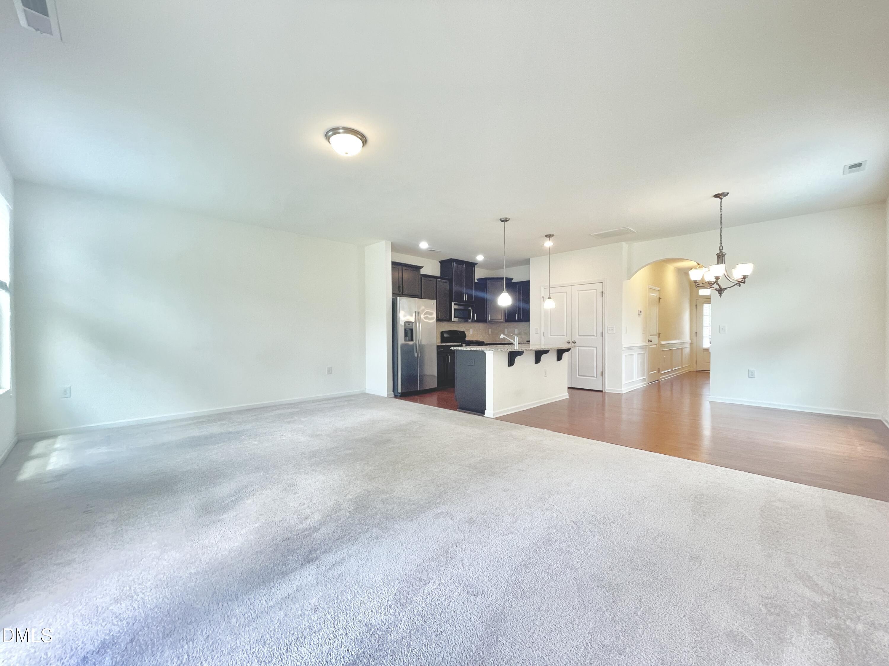 606 Briarcliff Street Property Photo 4