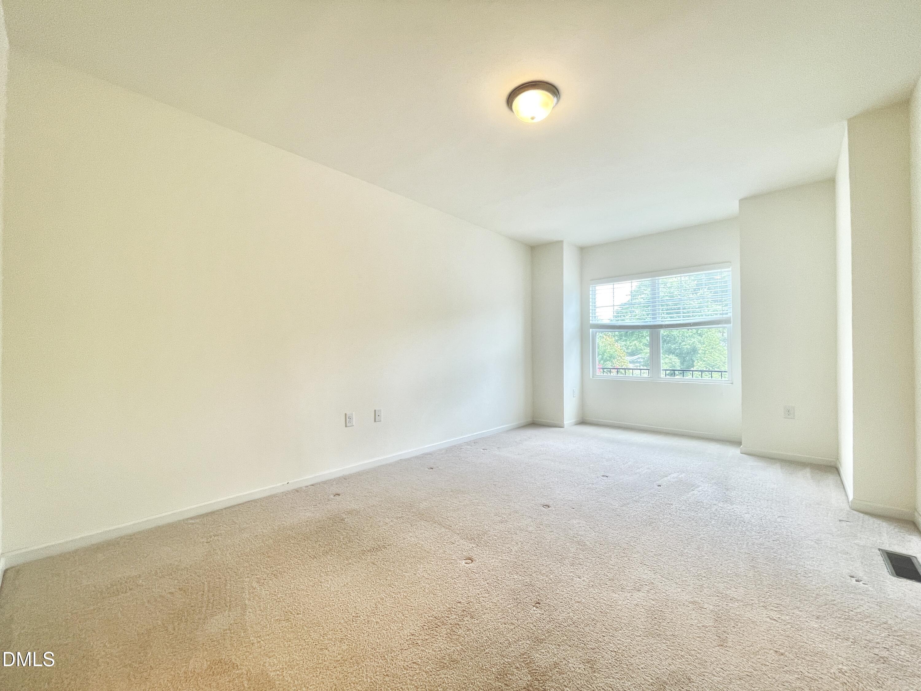 606 Briarcliff Street Property Photo 10