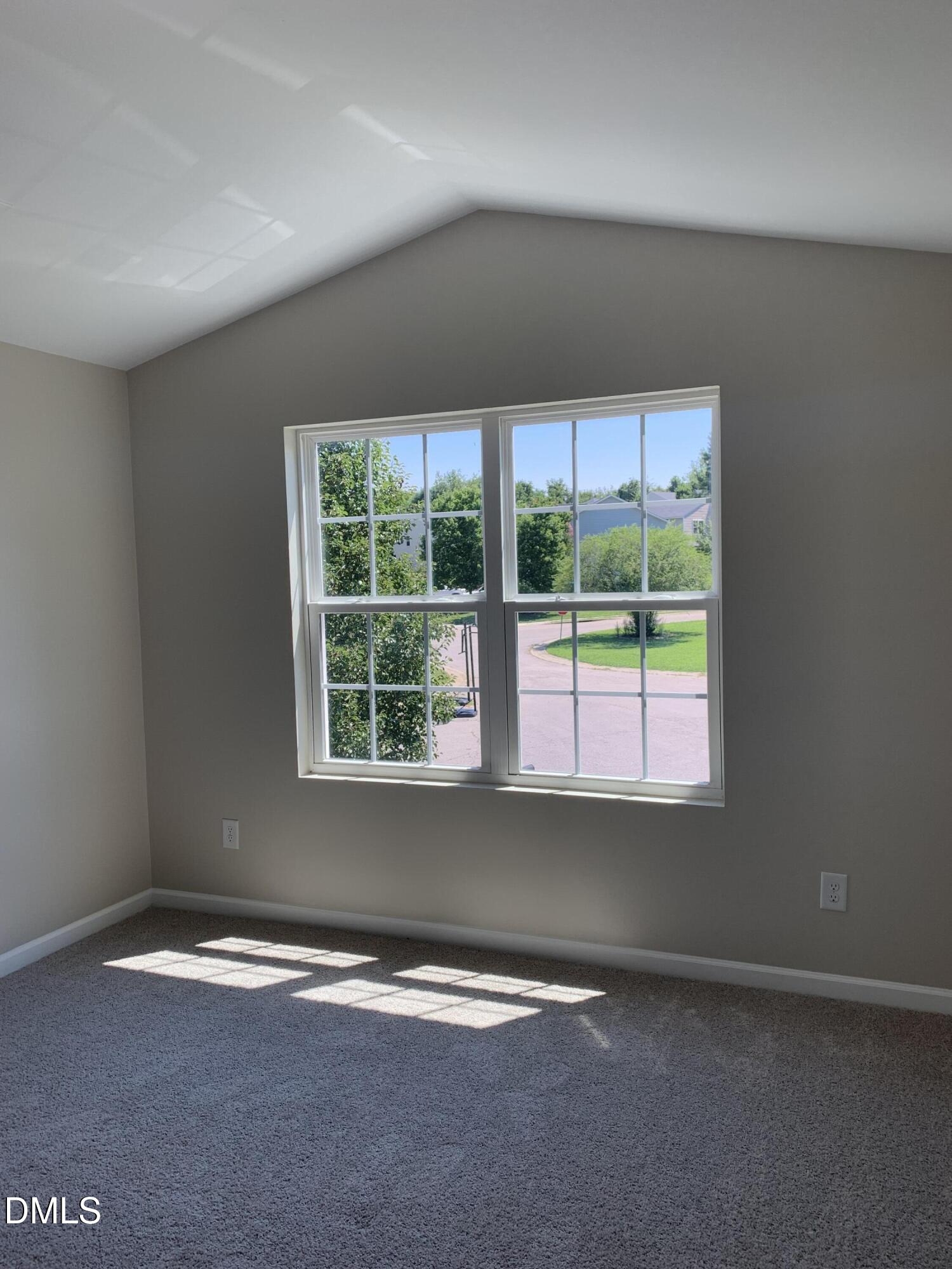 1402 Trio Run Property Photo 12
