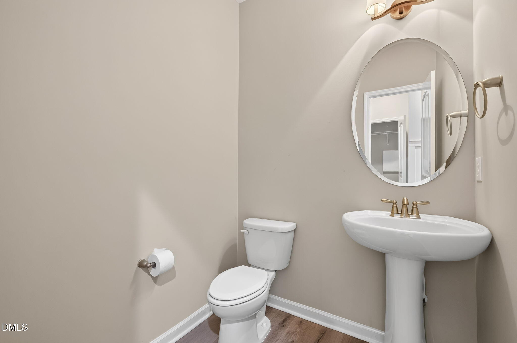 279 National Drive Property Photo 10