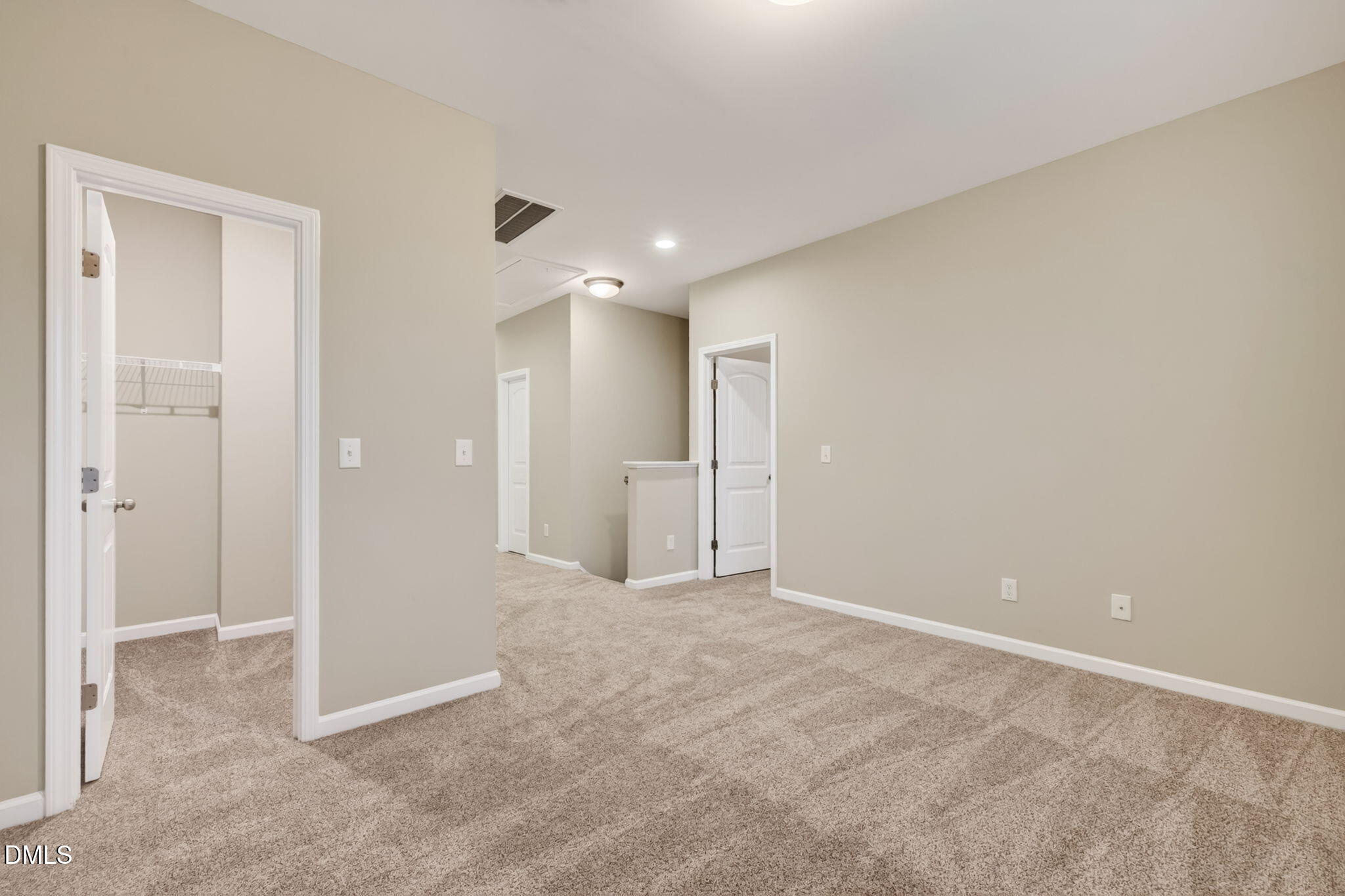 279 National Drive Property Photo 23