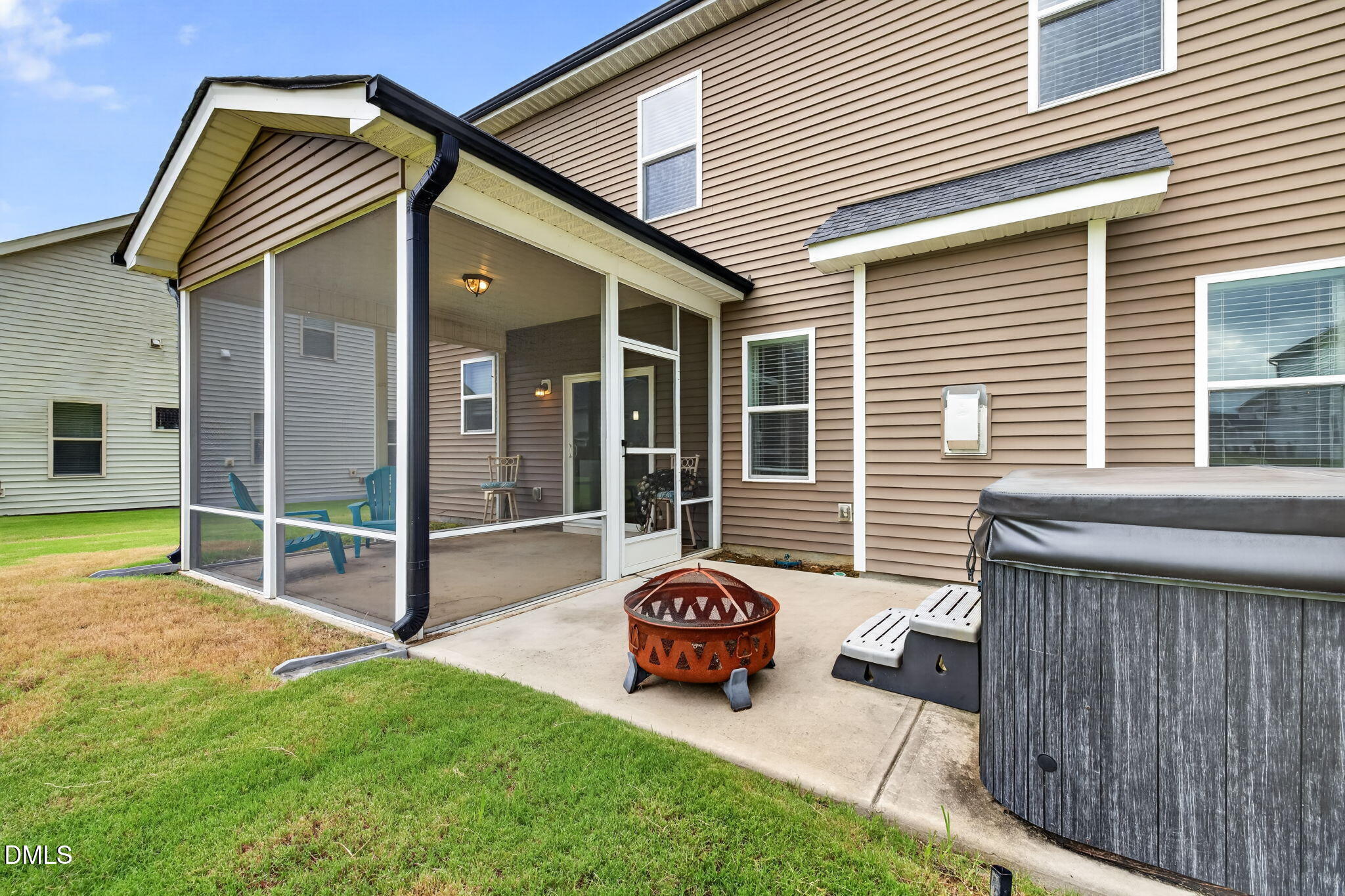 279 National Drive Property Photo 44