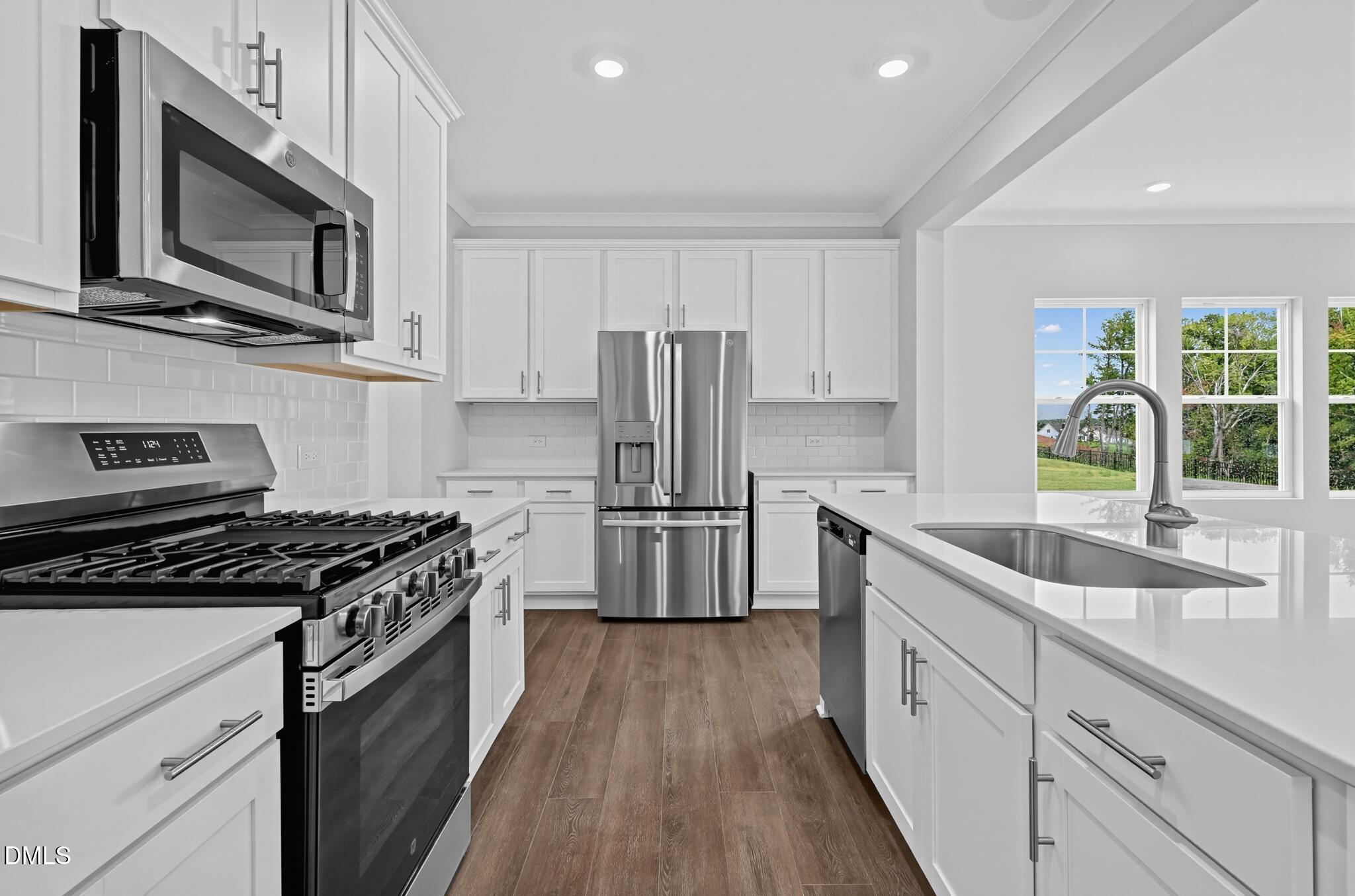 350 Park Slope Way Property Photo 18