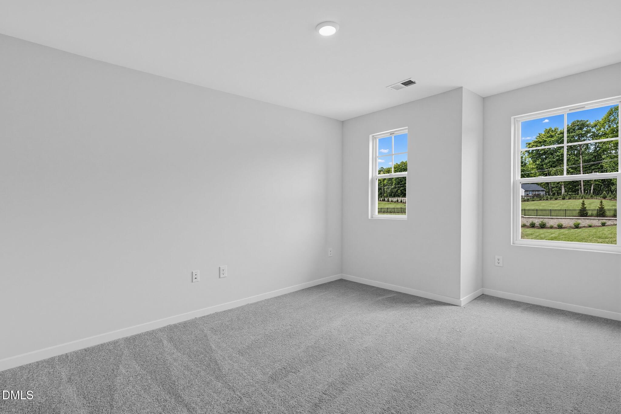 350 Park Slope Way Property Photo 22