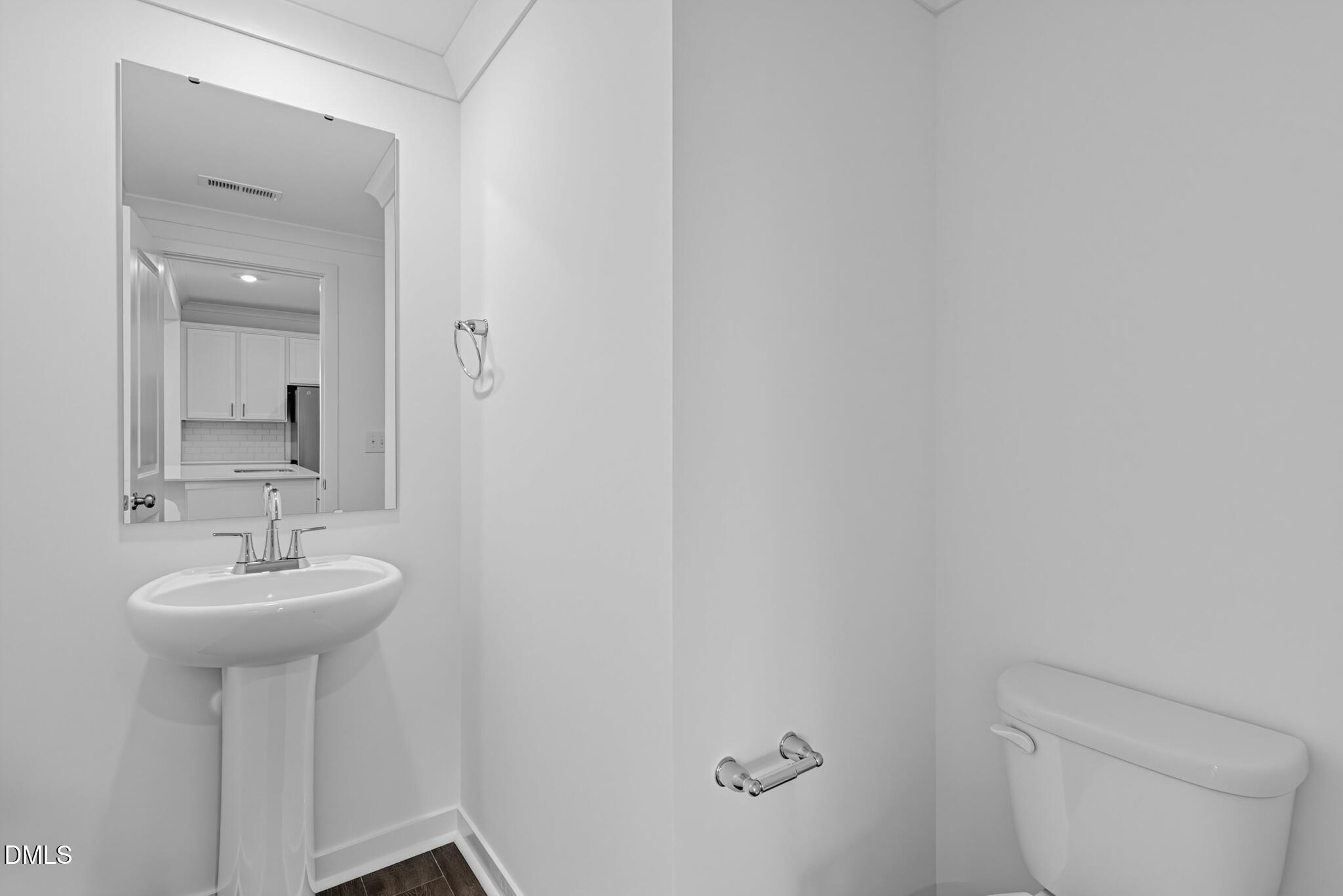 350 Park Slope Way Property Photo 26