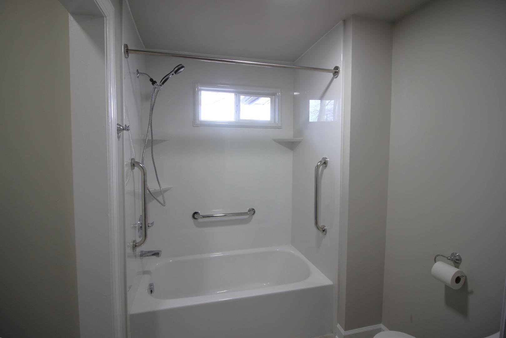 212 N Main Street Property Photo 19