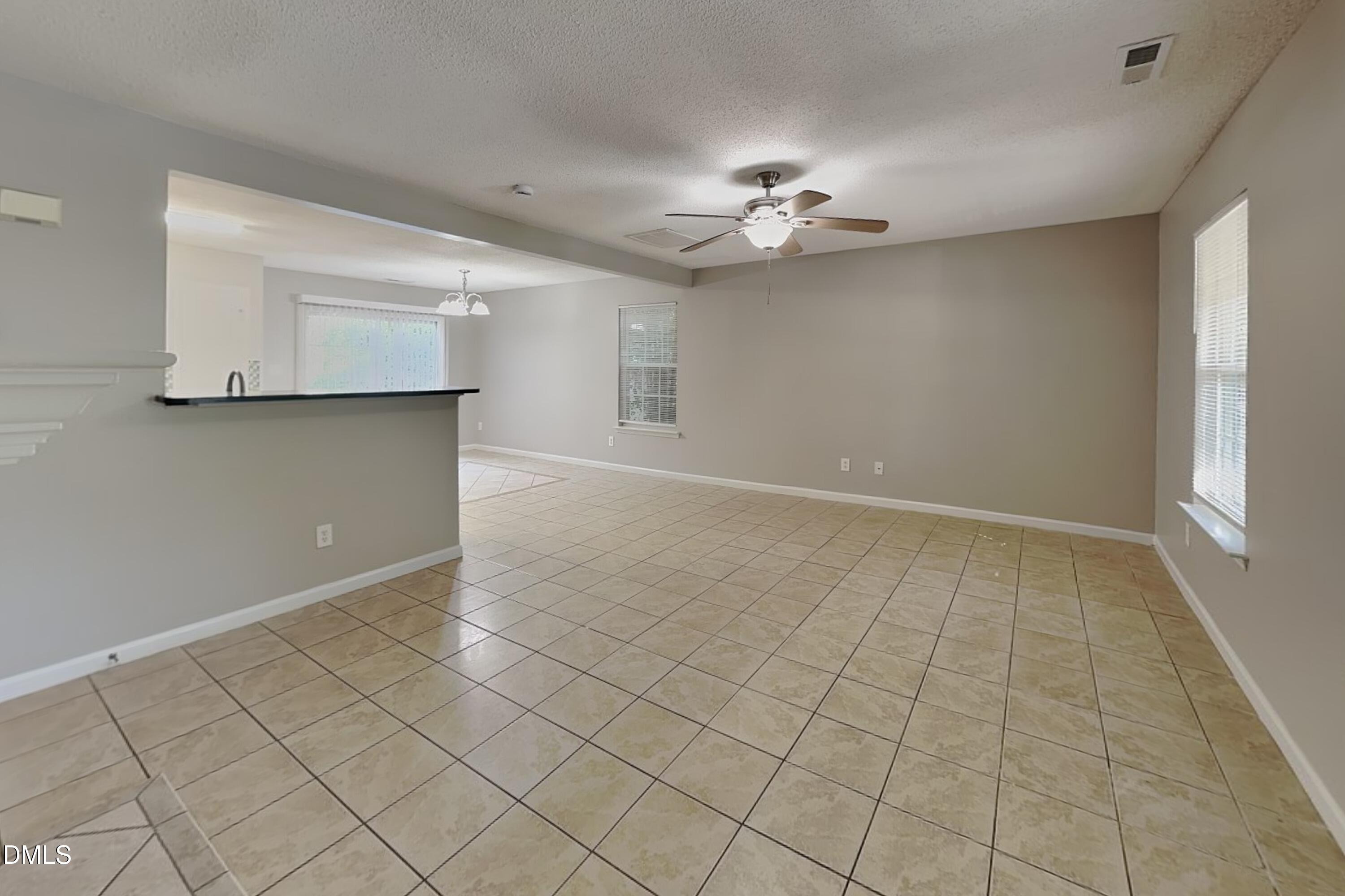 4812 Silverdene Street Property Photo 3
