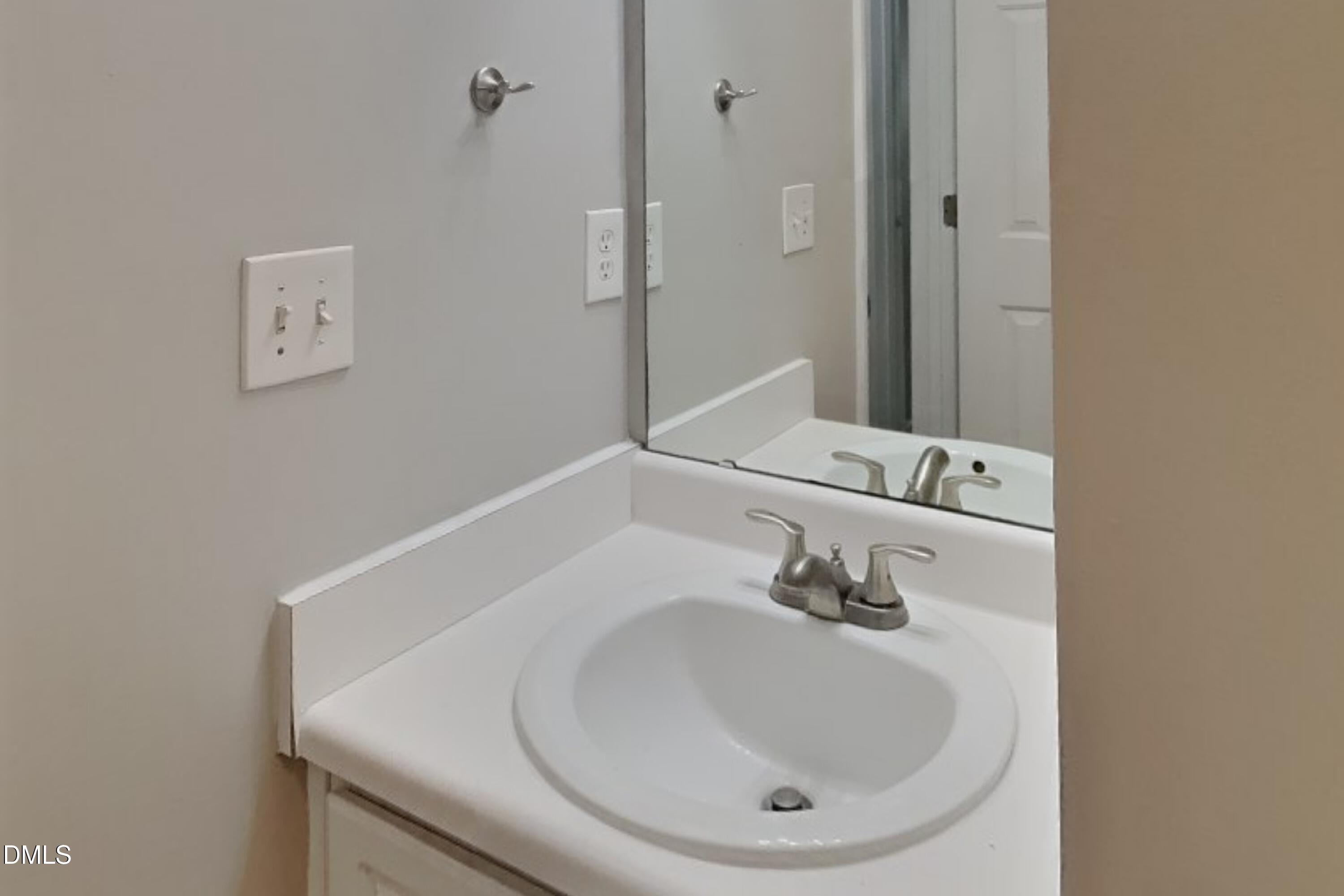 4812 Silverdene Street Property Photo 14