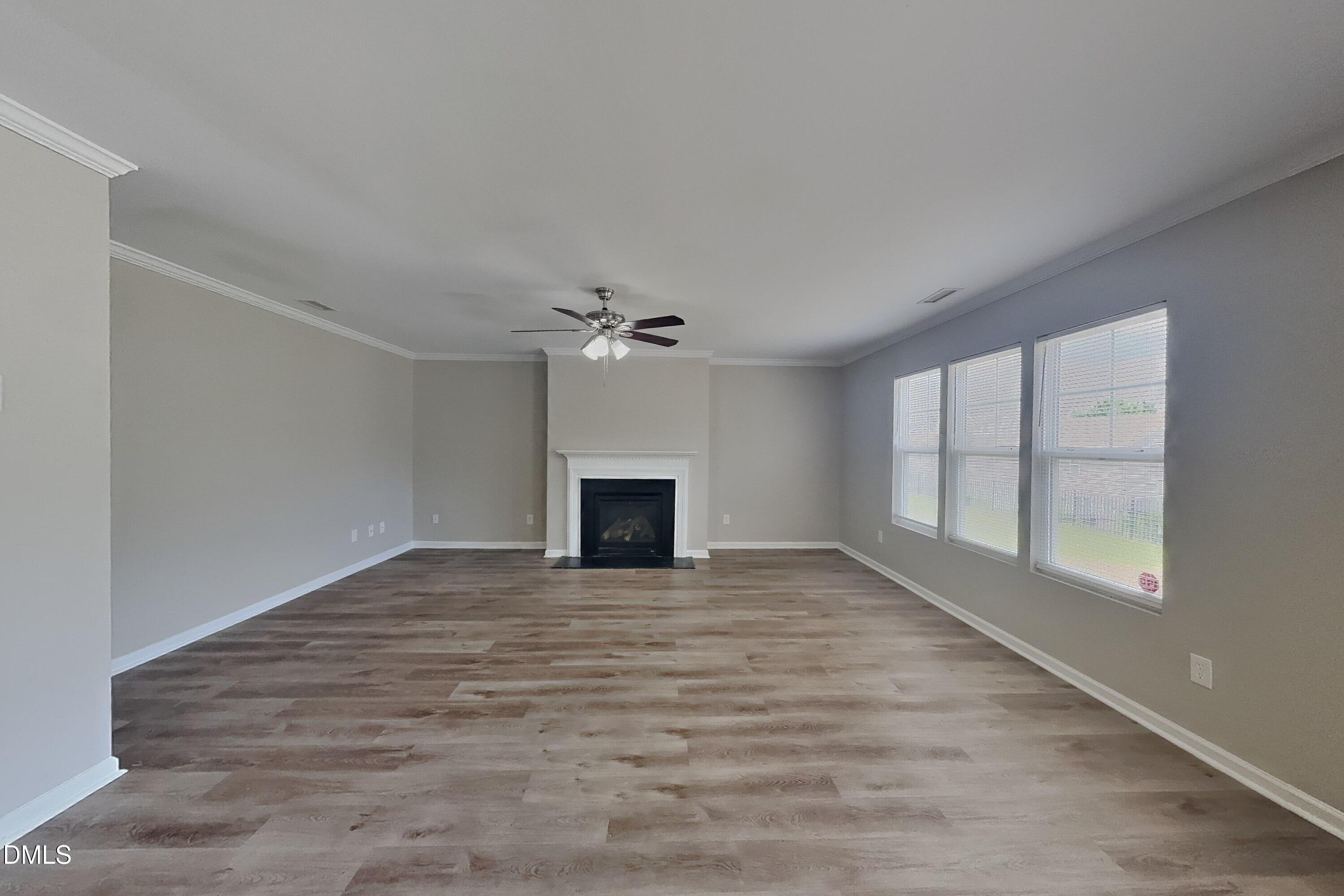 6867 Horseback Lane Property Photo 4