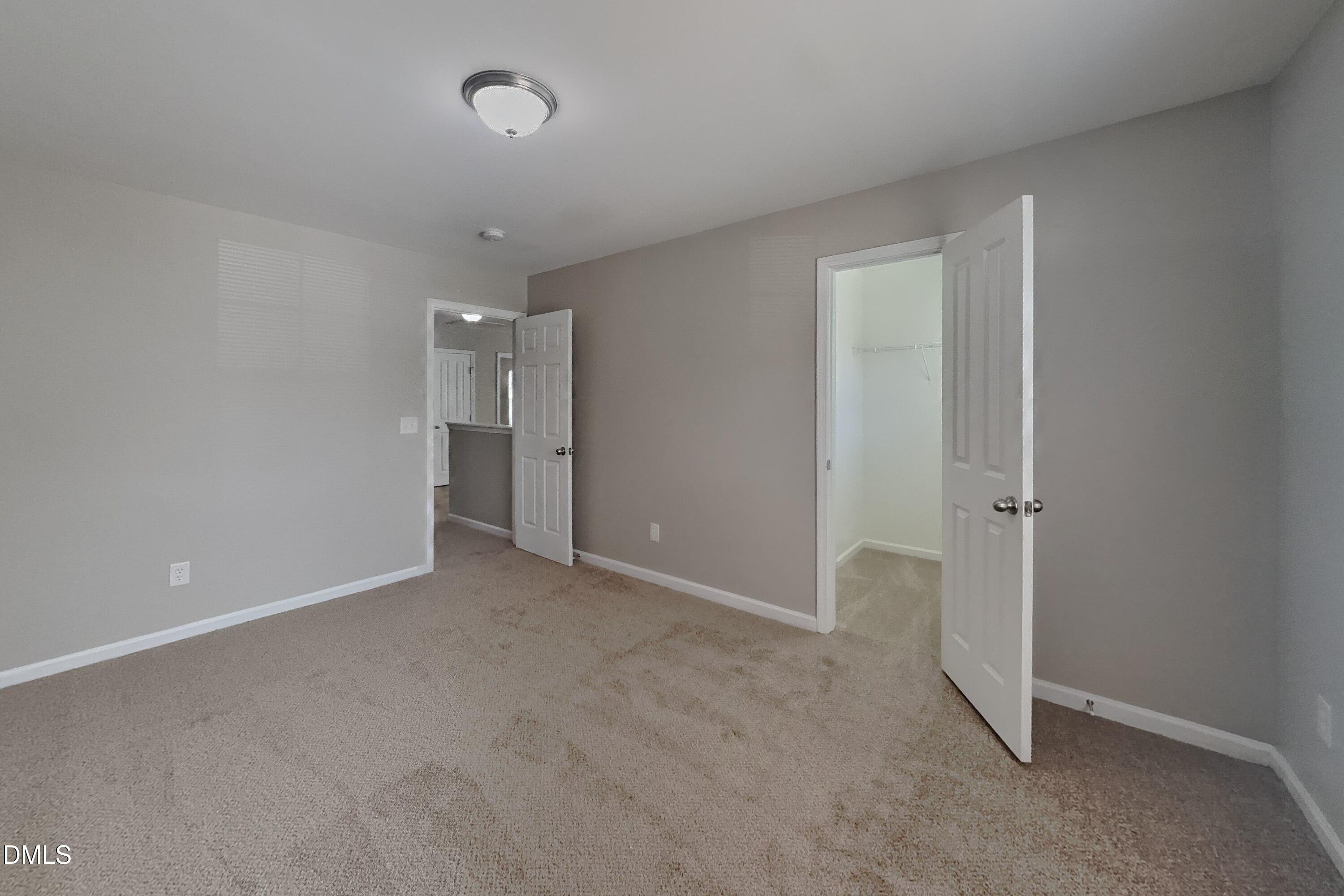 6867 Horseback Lane Property Photo 10