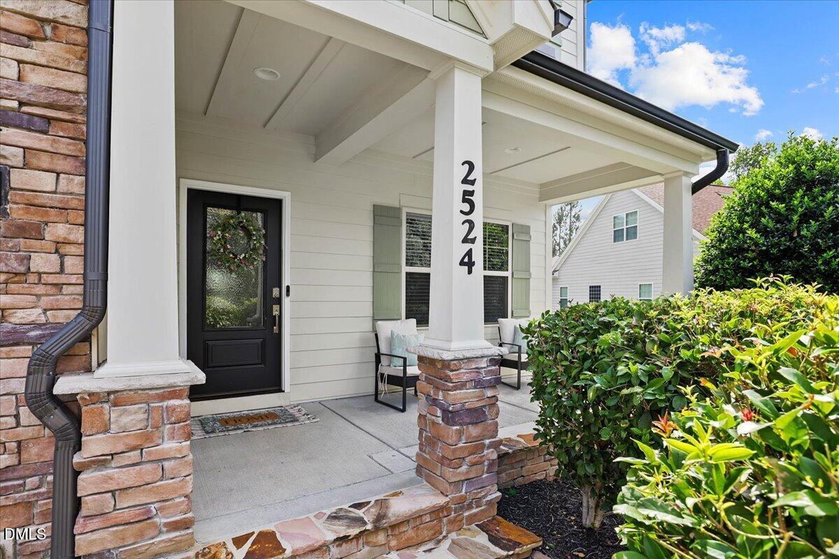 2524 Thorngrove Court Property Photo 2