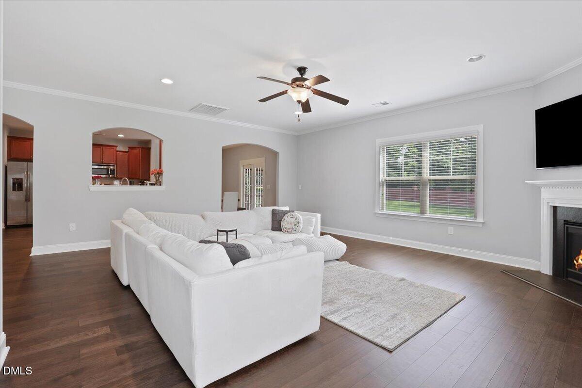 2524 Thorngrove Court Property Photo 10