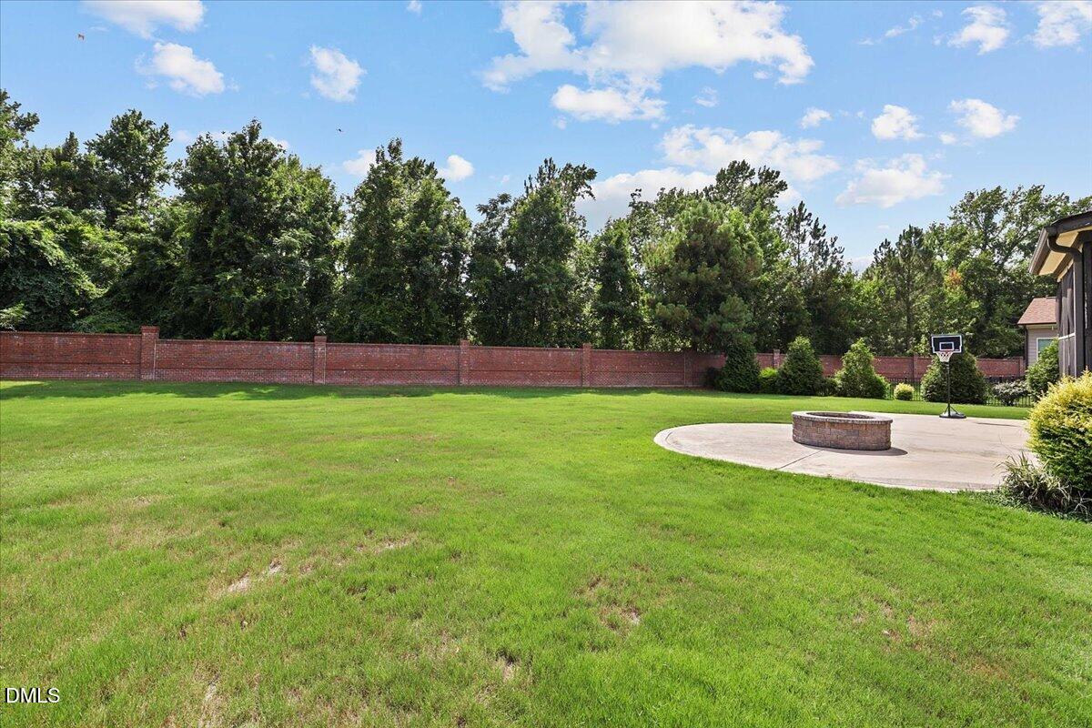 2524 Thorngrove Court Property Photo 22