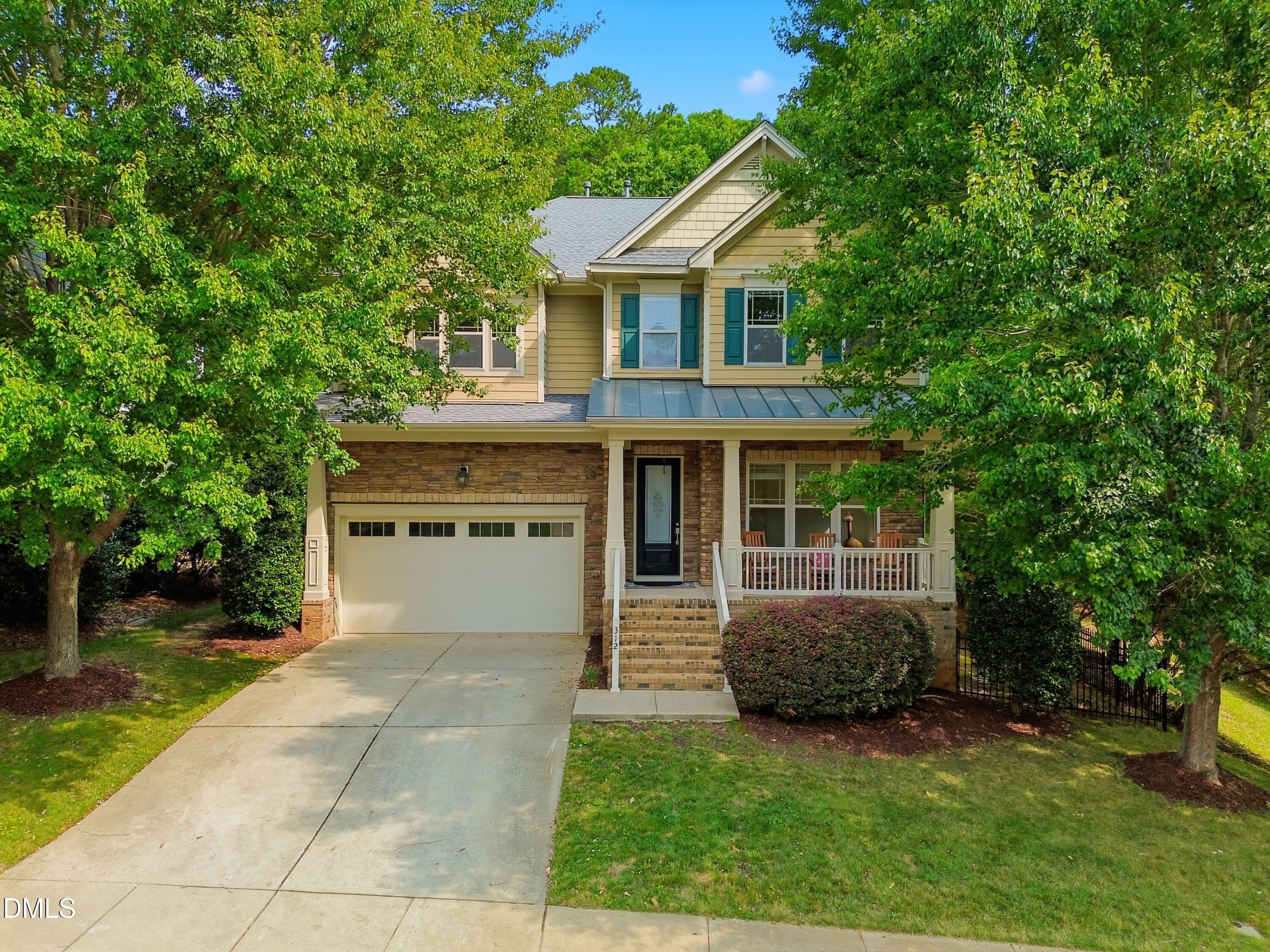 312 Briarfield Drive Property Photo 1